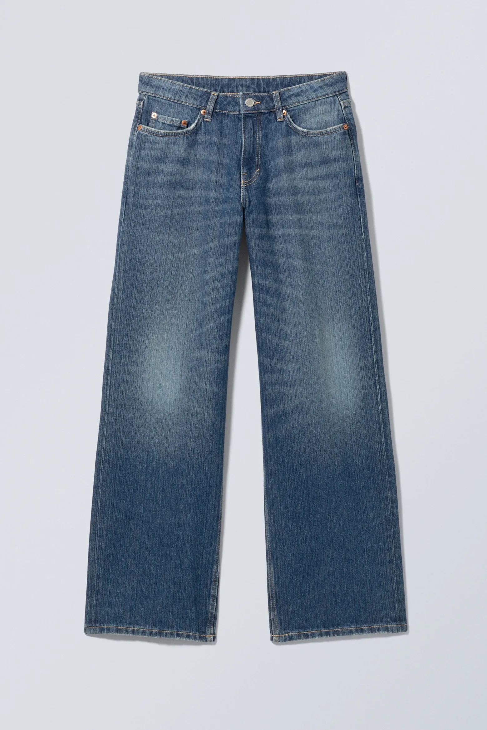 AMPLE LOW WAIST LOOSE WIDE LEG JEANS|Weekday Discount