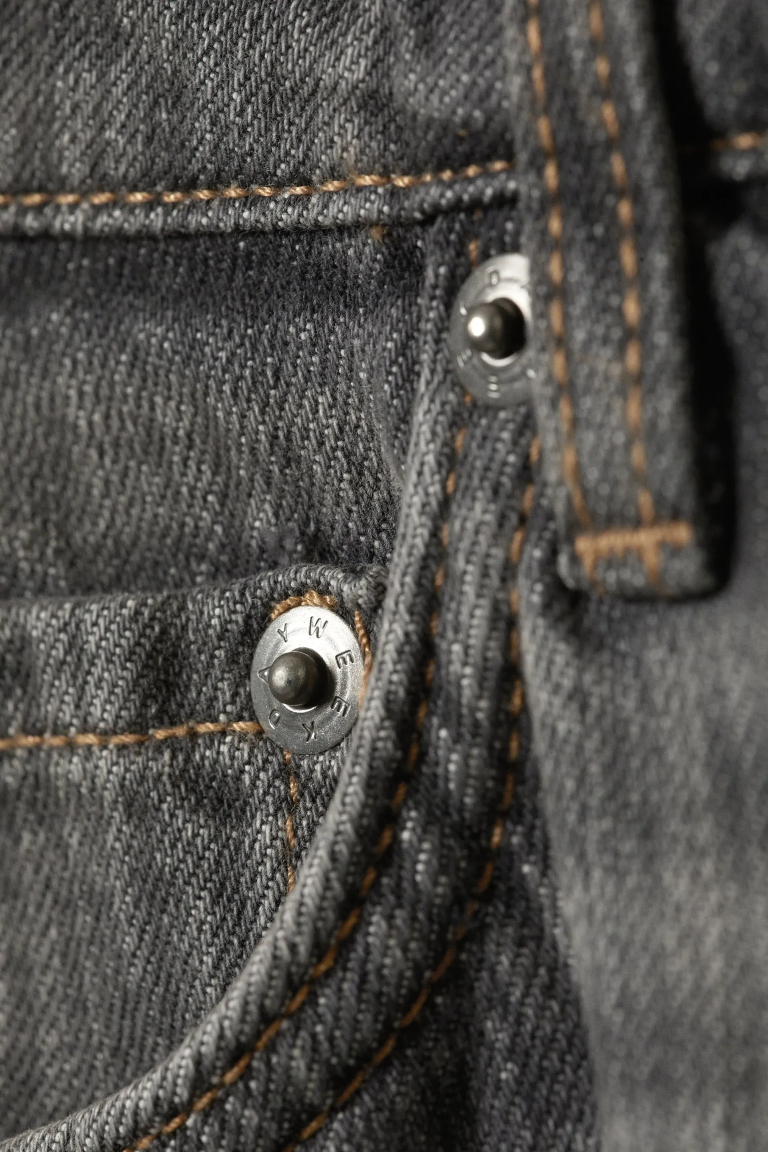 AMPLE LOW WAIST LOOSE WIDE LEG JEANS|Weekday New