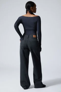 AMPLE LOW WAIST LOOSE WIDE LEG JEANS|Weekday Sale