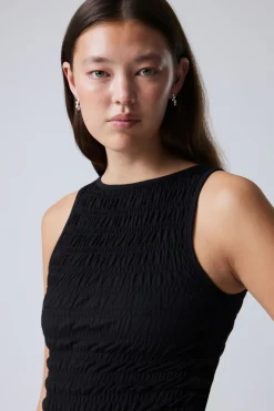 ANNIE – GESMOKTES TOP MIT U-BOOT-AUSSCHNITT|Weekday Online