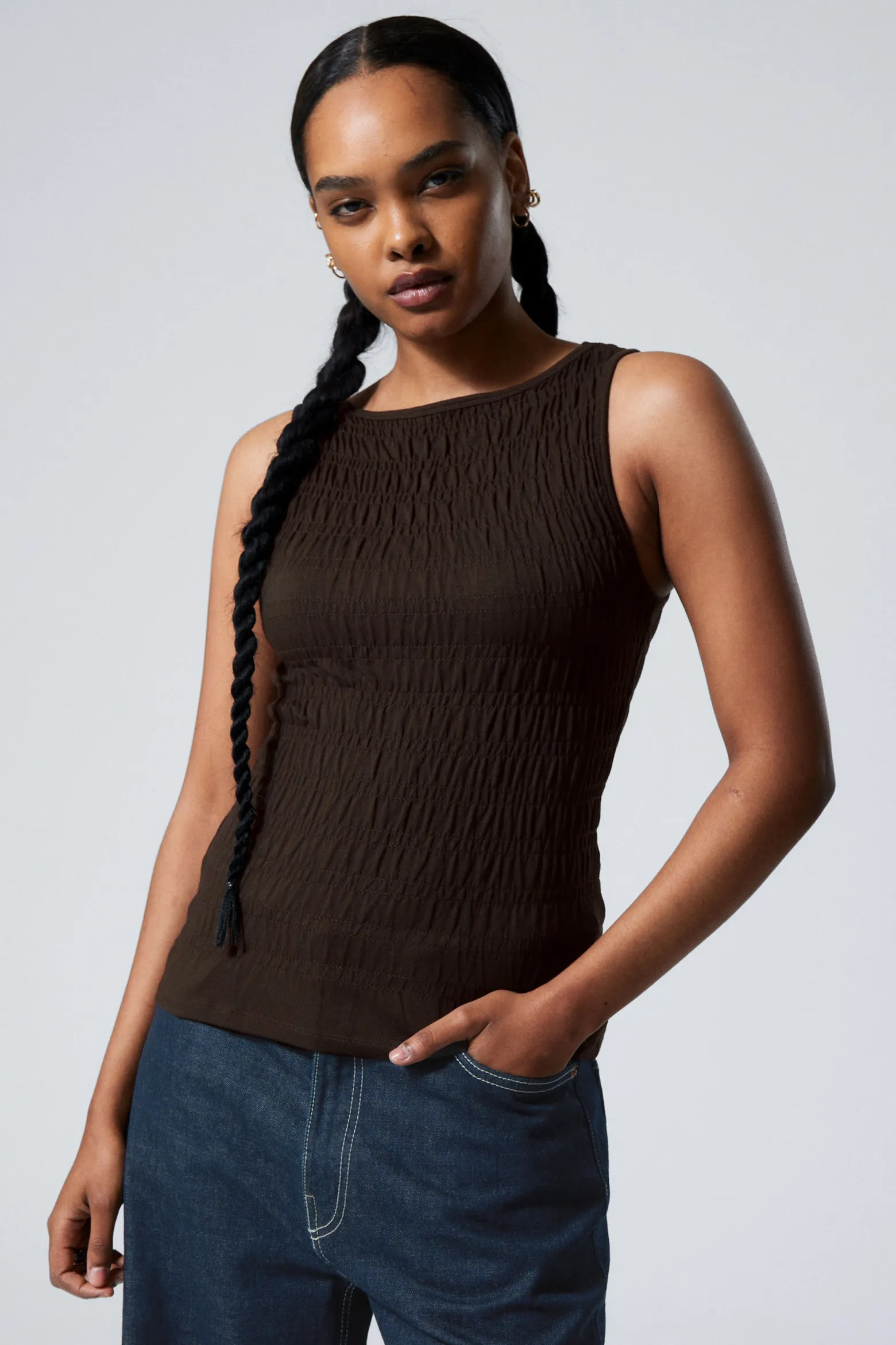 ANNIE – GESMOKTES TOP MIT U-BOOT-AUSSCHNITT|Weekday Online