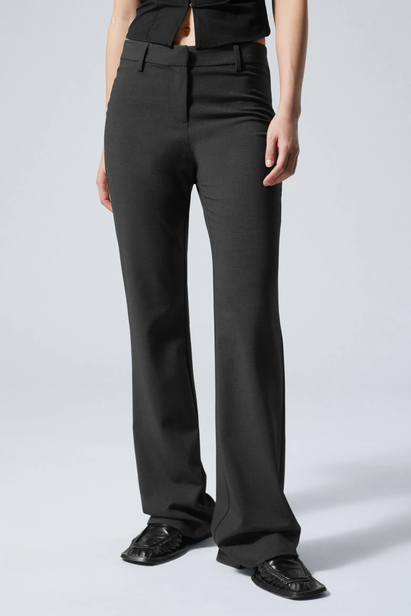 ANZUGHOSE MIT SCHLAG|Weekday Clearance