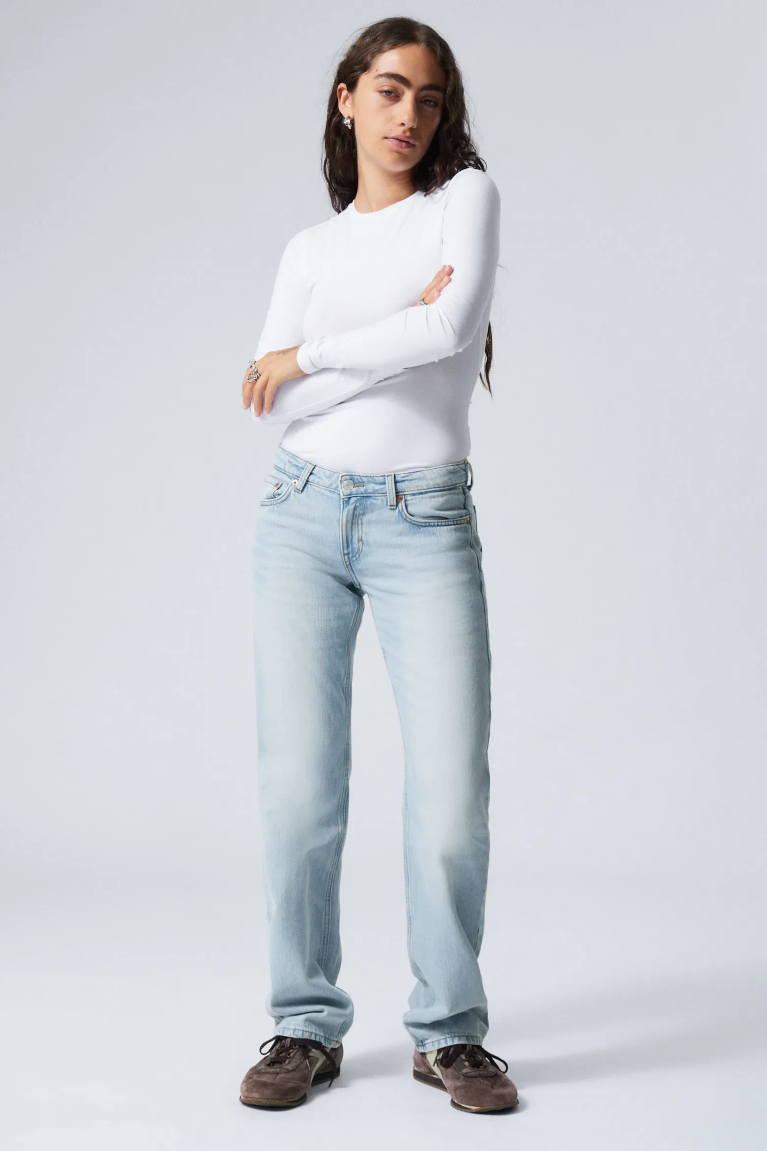 ARROW LOW WAIST REGULAR STRAIGHT LEG JEANS|Weekday New