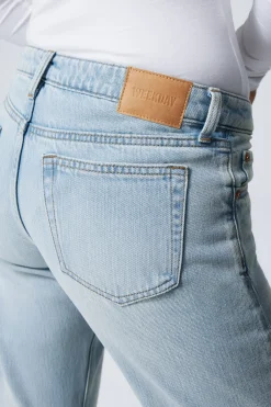 ARROW LOW WAIST REGULAR STRAIGHT LEG JEANS|Weekday New