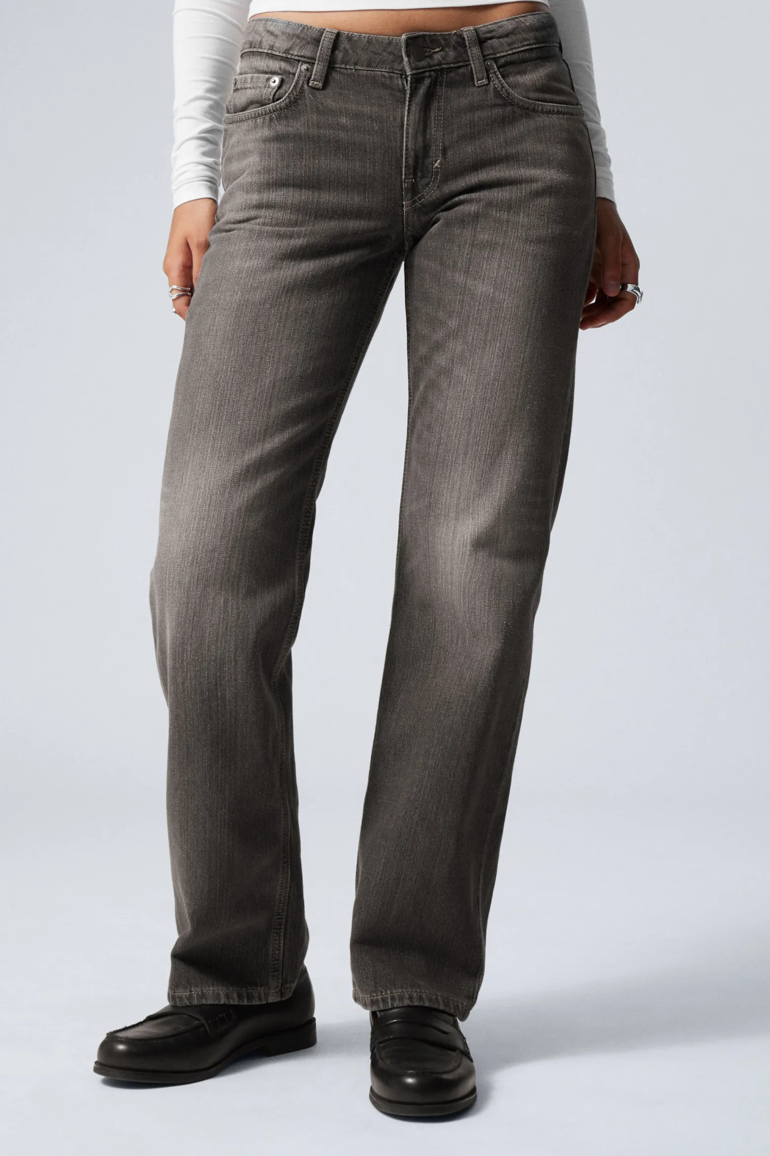 ARROW LOW WAIST REGULAR STRAIGHT LEG JEANS|Weekday Outlet