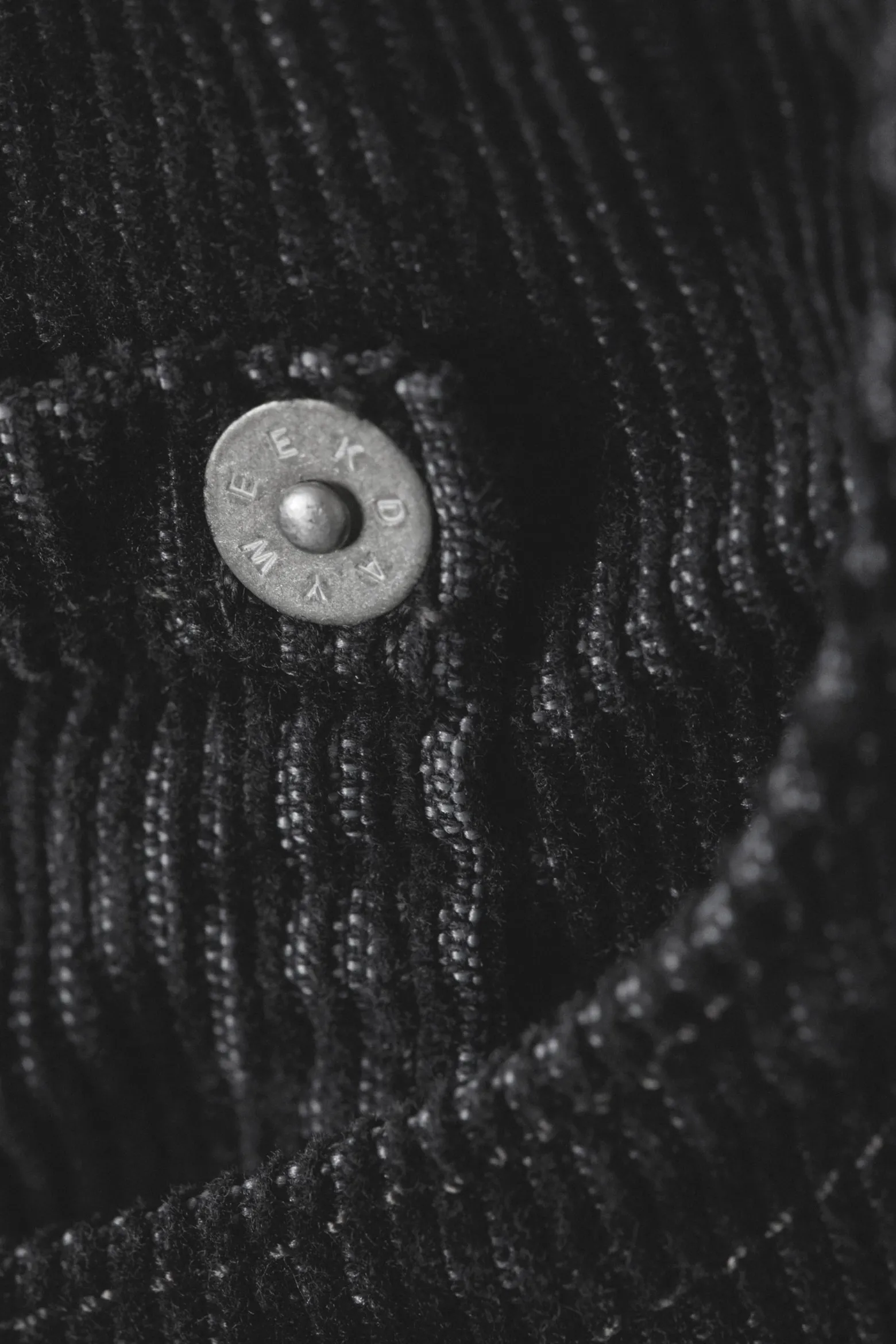 ASTRO – BAGGY-CORDHOSE|Weekday New