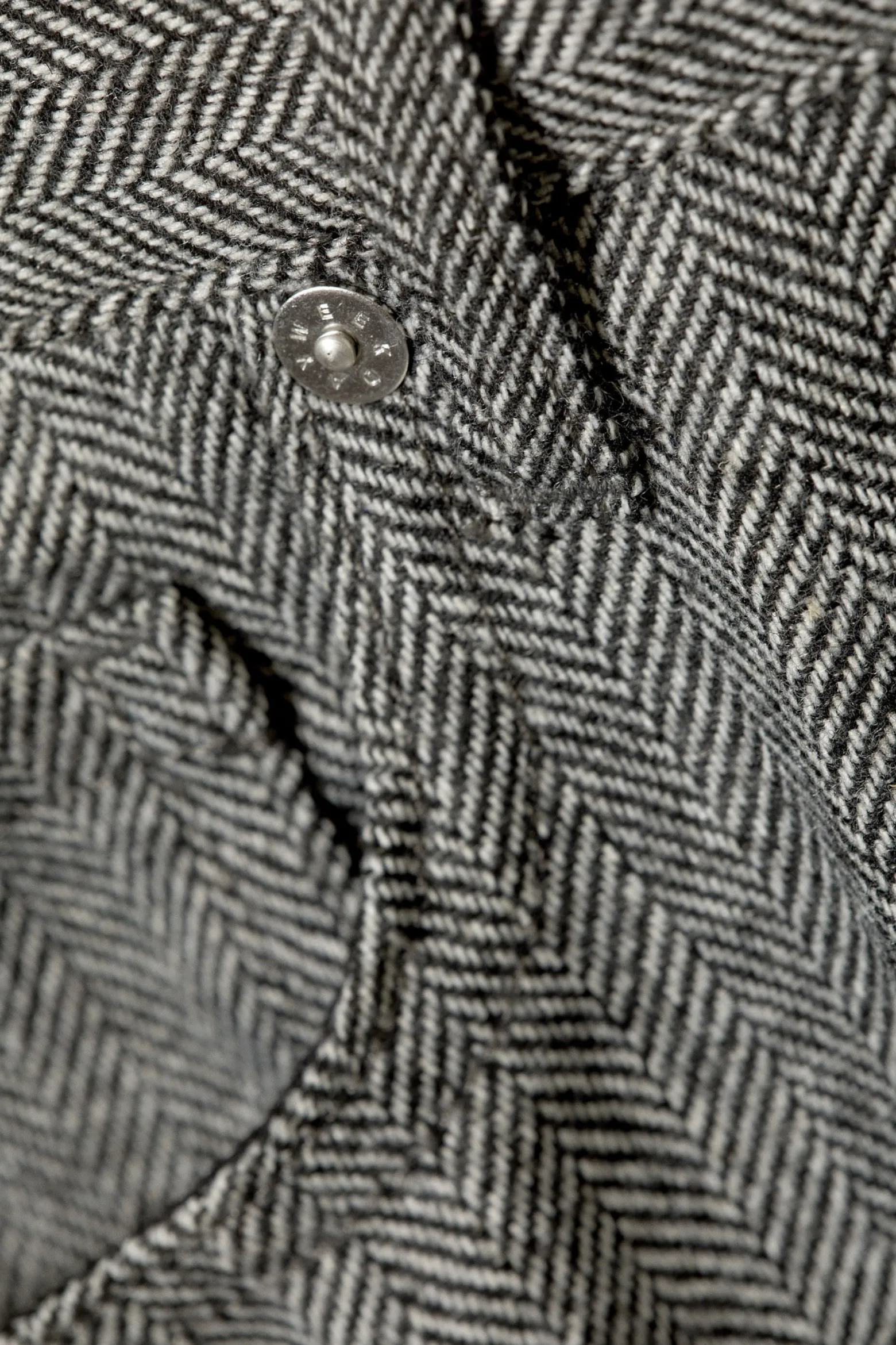 ASTRO – BAGGY-HOSE MIT FISCHGRÄTMUSTER|Weekday Cheap
