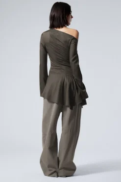 ASYMMETRISCHES MINIKLEID MIT LANGEN ÄRMELN|Weekday Sale