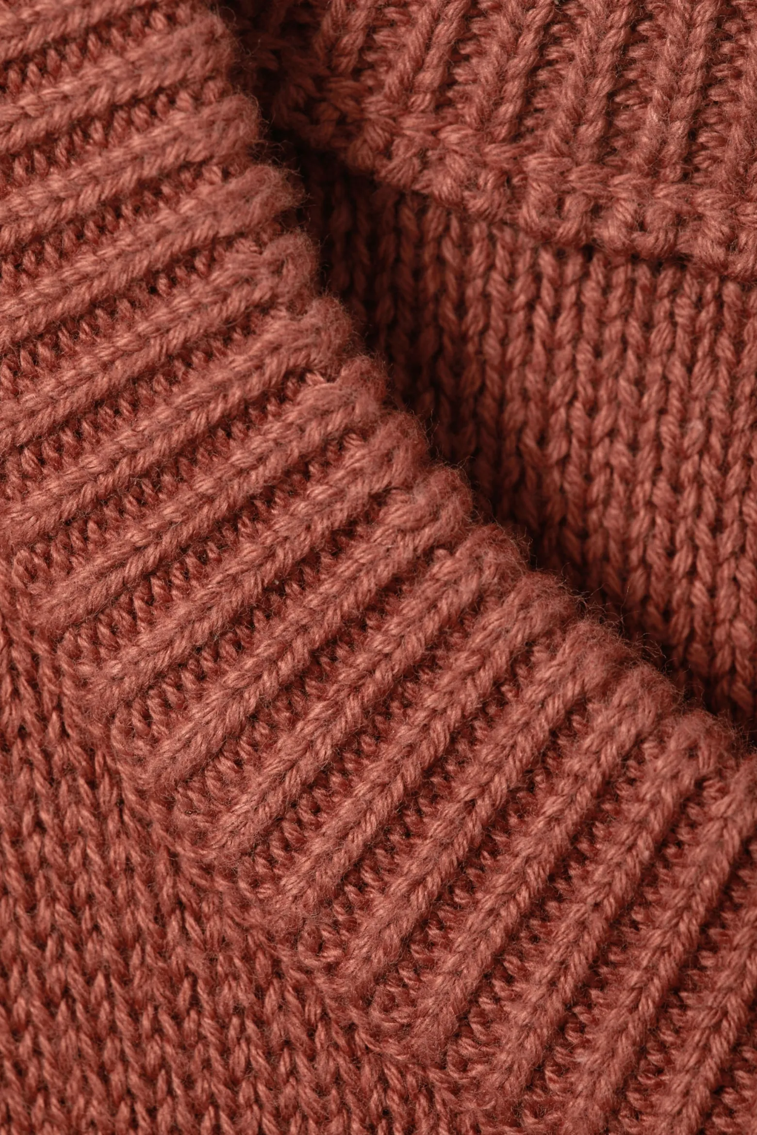 BAUMWOLL-STRICKPULLOVER MIT NORMALER PASSFORM|Weekday Hot