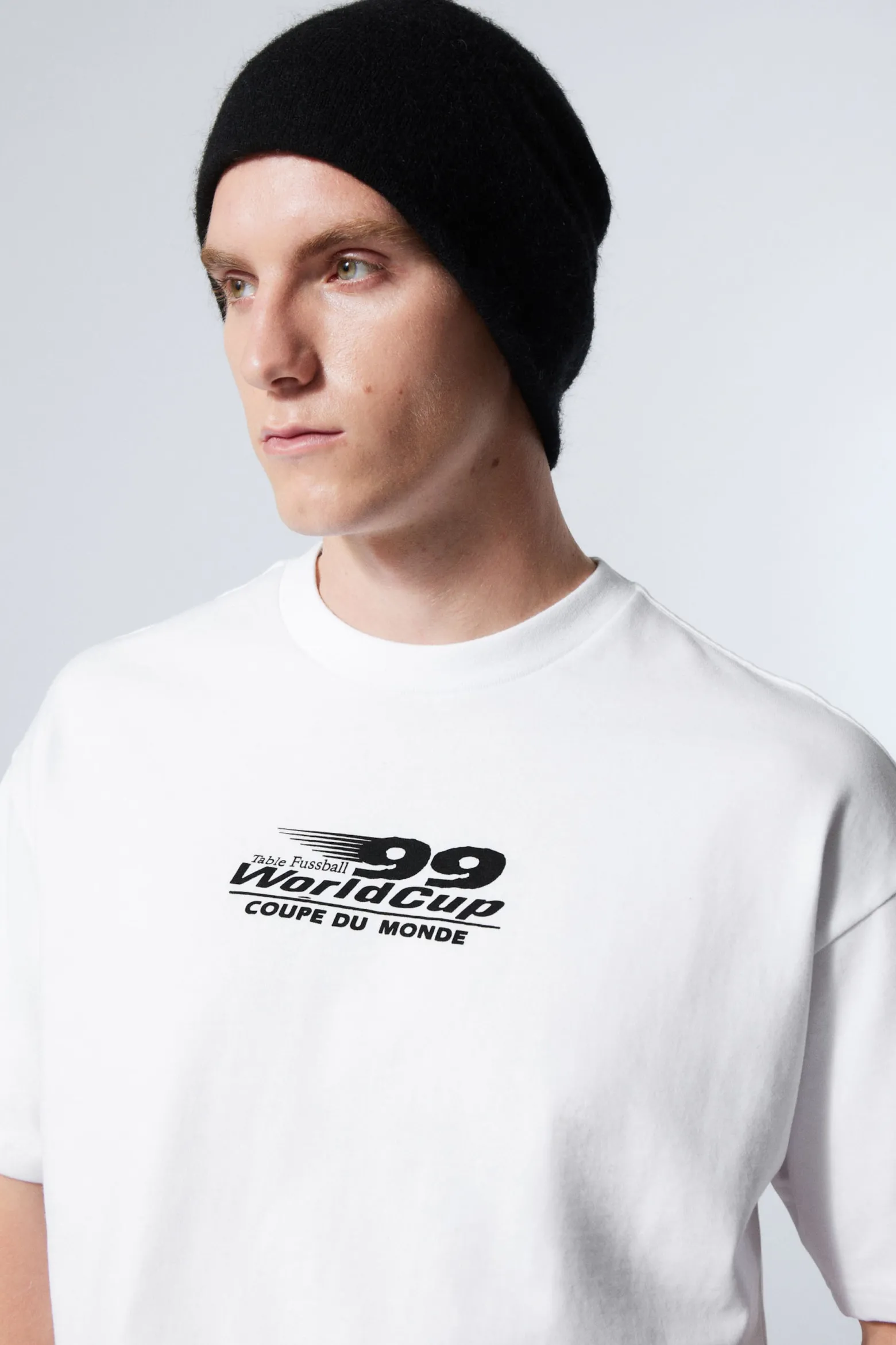 BEDRUCKTES KASTIGES T-SHIRT|Weekday Cheap