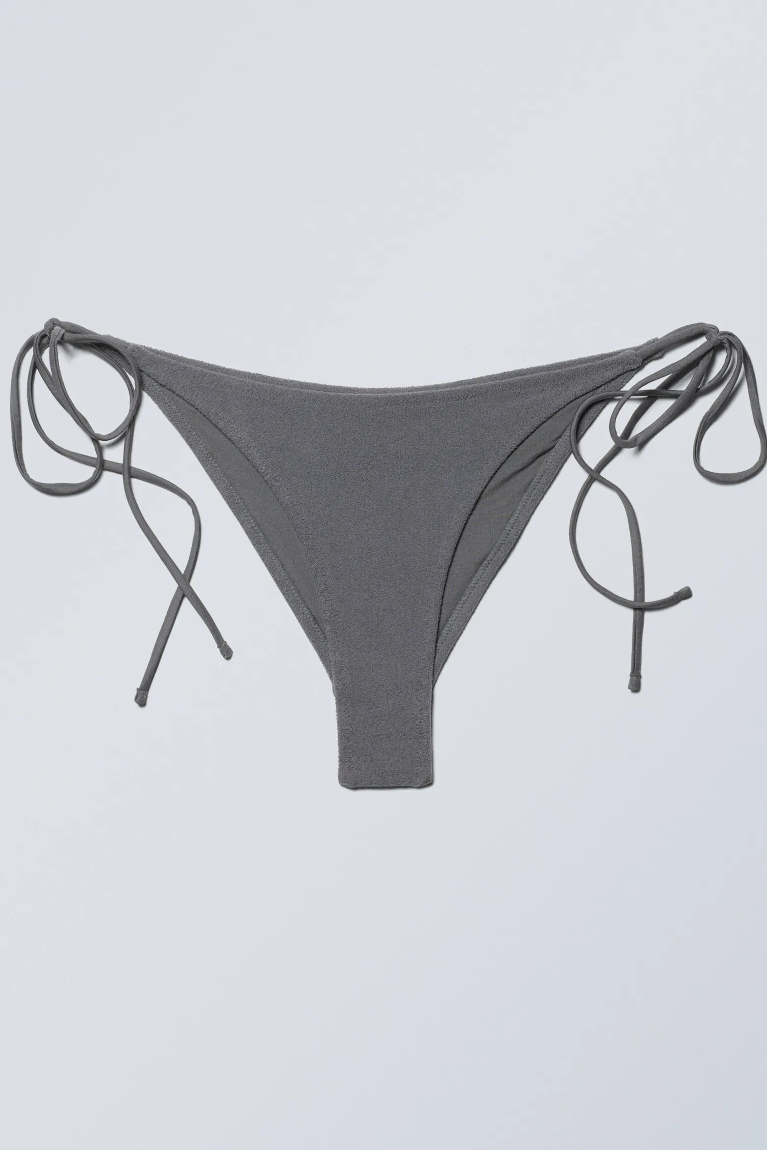 BIKINIHOSE AUS FROTTEESTOFF MIT RIEMCHEN|Weekday Discount