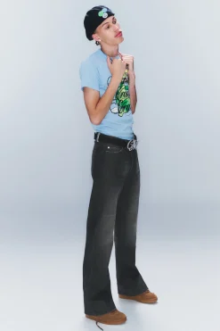 BOO BOOTLEG – BOOTCUT-JEANS MIT NIEDRIGER TAILLE|Weekday Shop