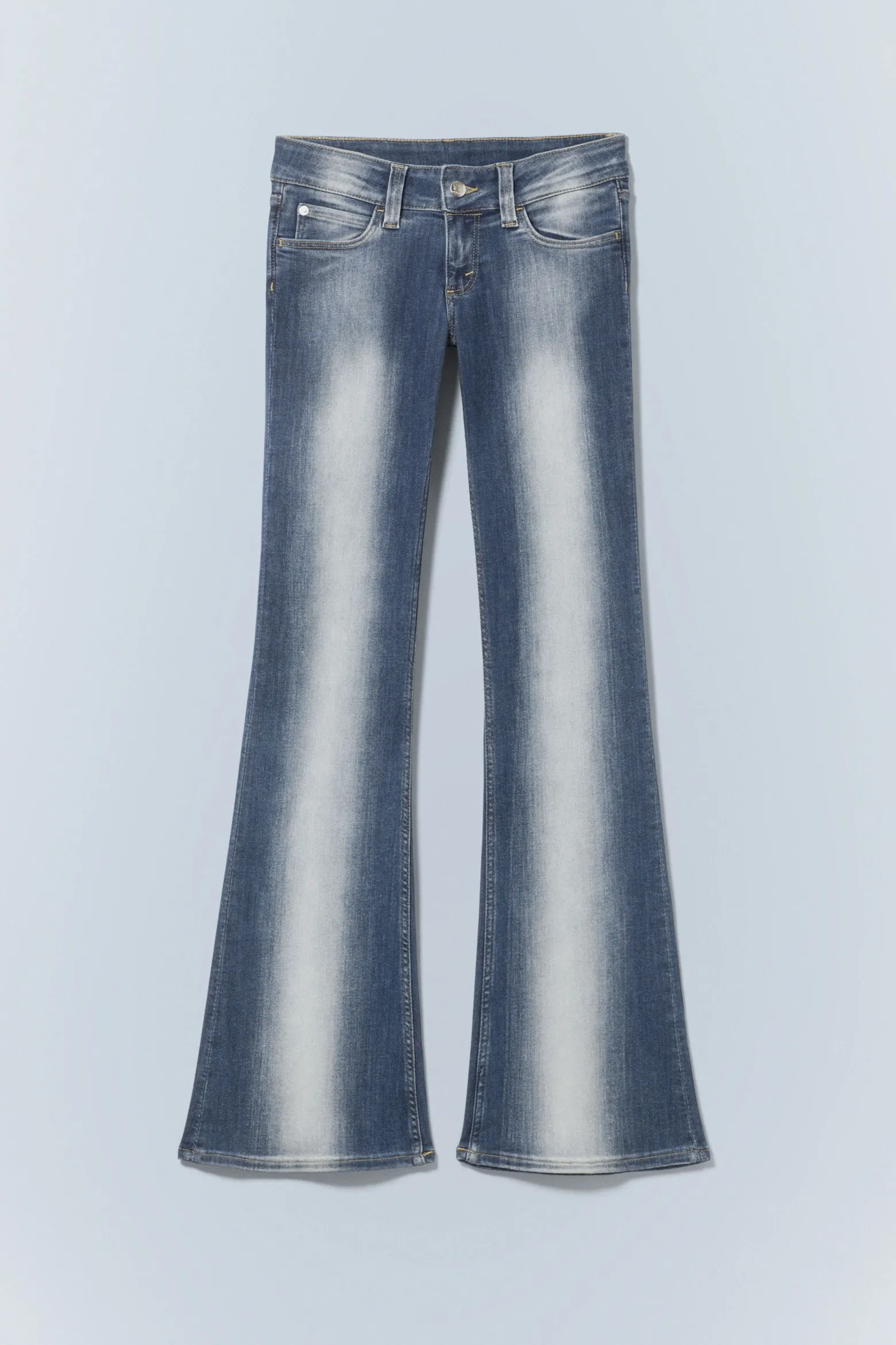 BOOTY BEI – LOW WAIST SKINNY BOOTCUT JEANS|Weekday Store