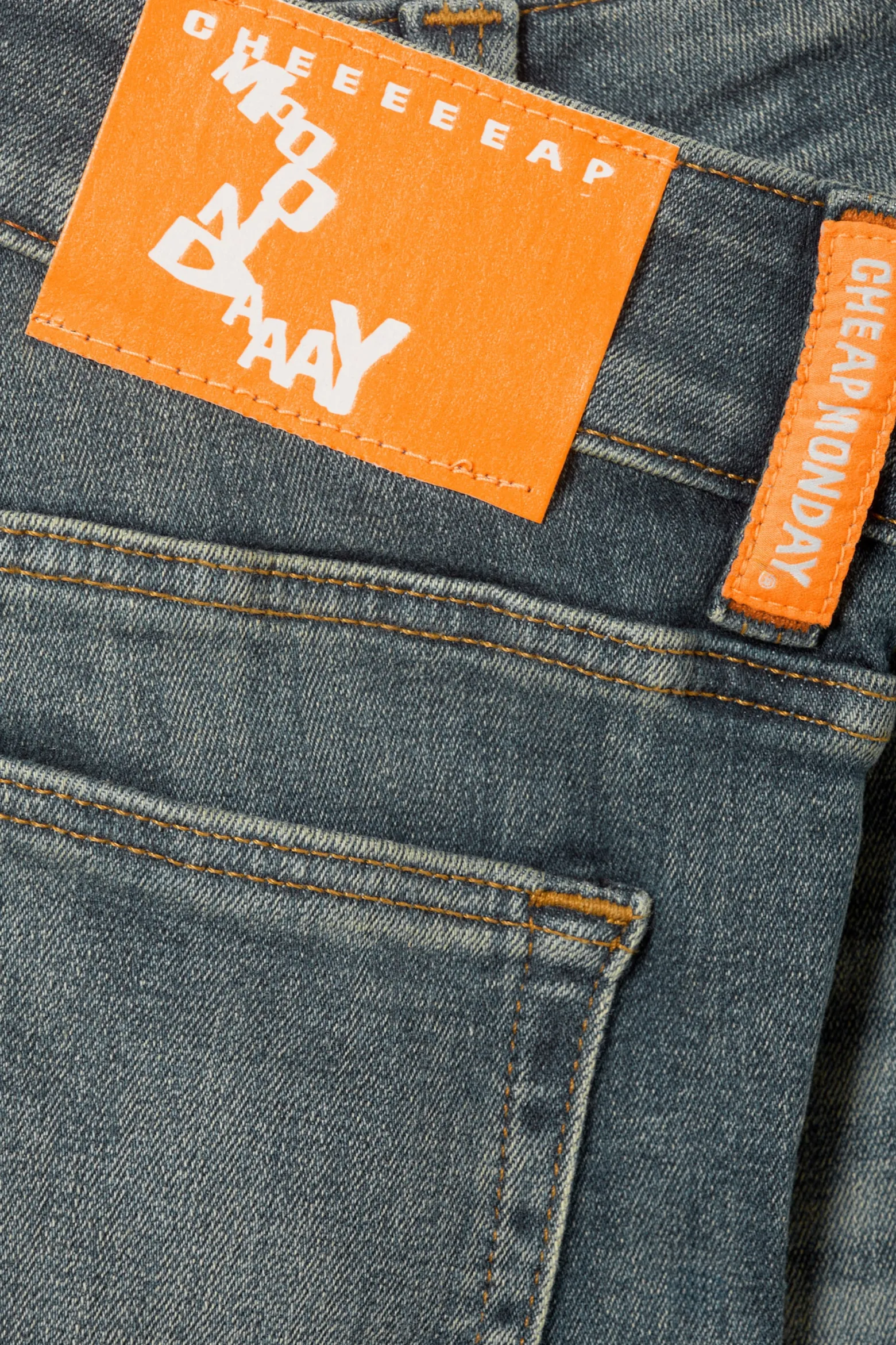 BOOTY BEI – LOW WAIST SKINNY BOOTCUT JEANS|Weekday Cheap