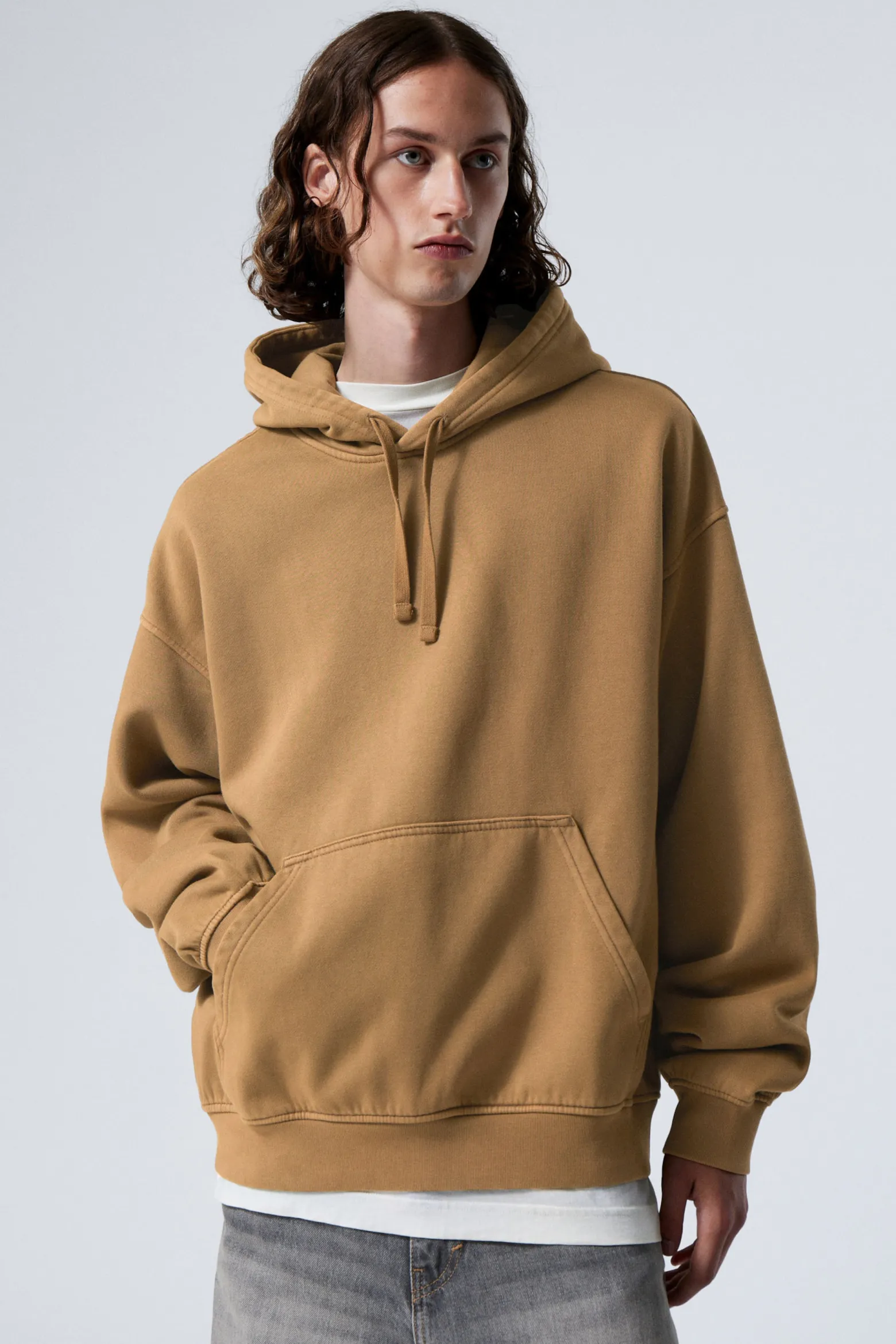 BOXY-HOODIE AUS SCHWEREM FLEECESTOFF|Weekday Hot