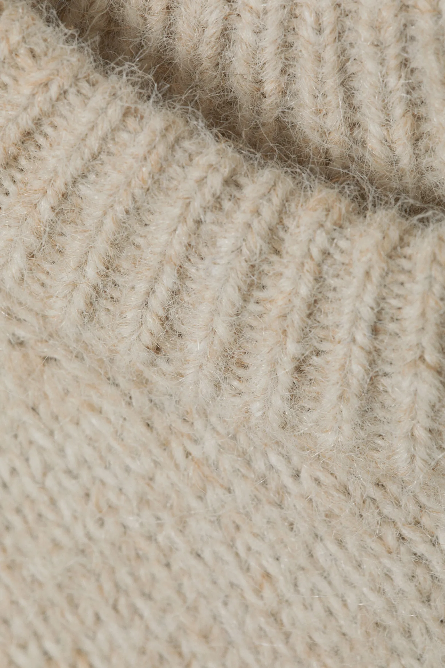 ENTSPANNTER FLAUSCHIGER STRICKPULLOVER|Weekday Store