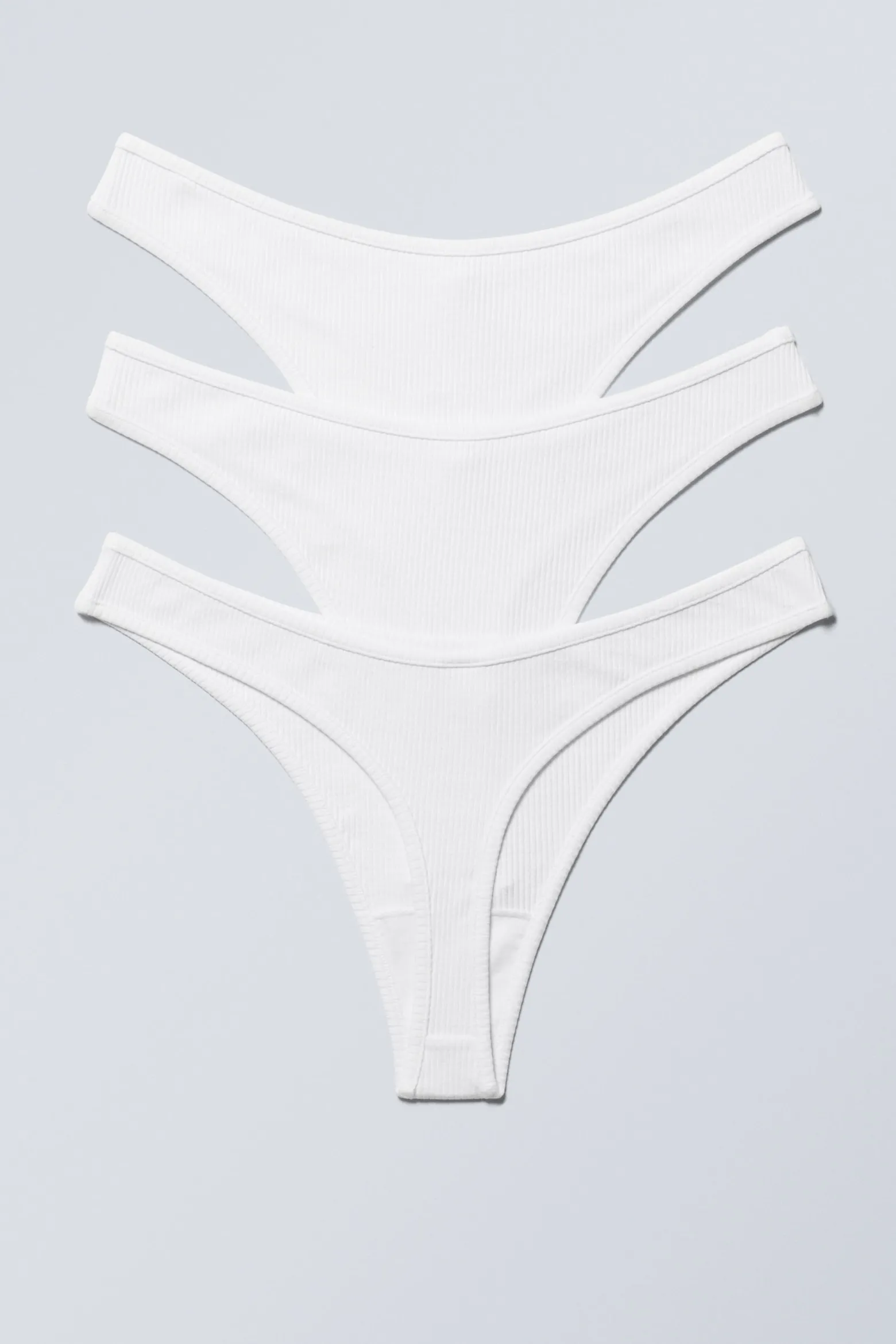 3ER-PACK TANGAS AUS GERIPPTER BAUMWOLLE|Weekday Flash Sale