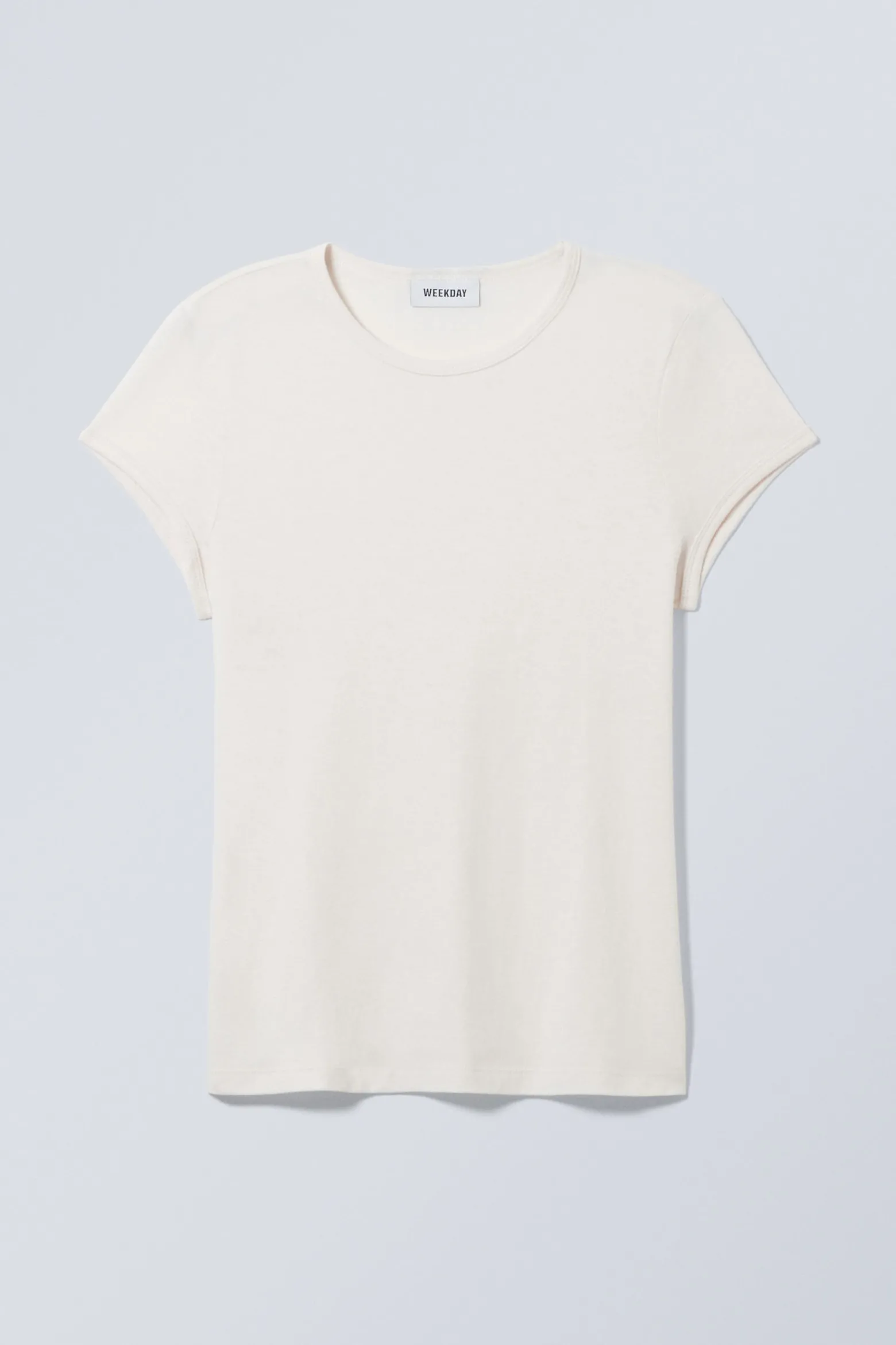 FIGURBETONTES T-SHIRT MIT KURZEN ÄRMELN|Weekday Hot
