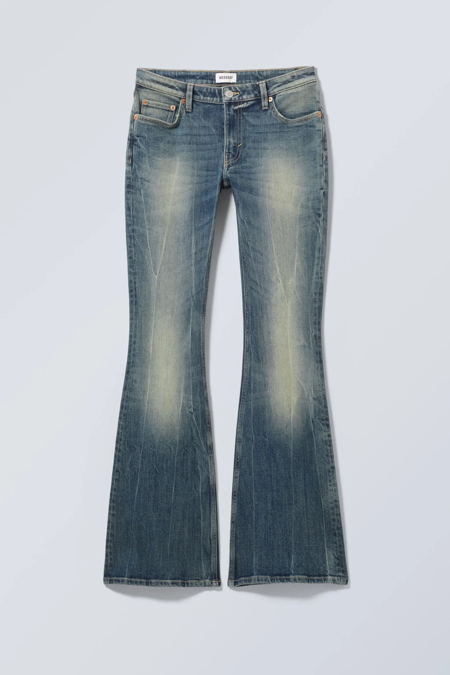 FLAME LOW WAIST SLIM FLARED LEG JEANS|Weekday Cheap