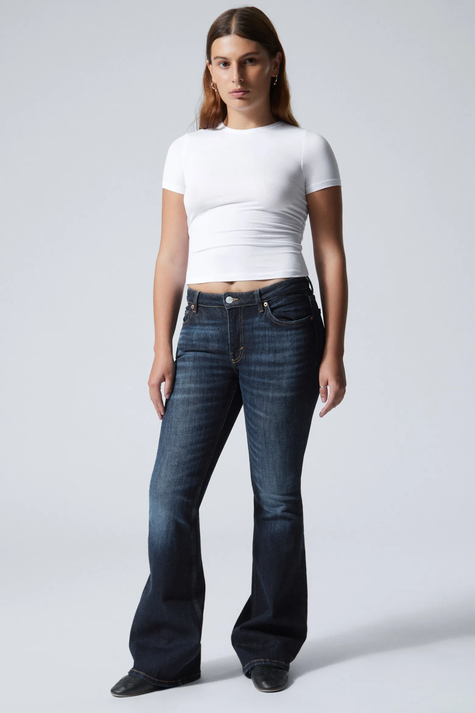 FLAME LOW WAIST SLIM FLARED LEG JEANS|Weekday Clearance