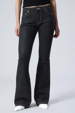 FLAME LOW WAIST SLIM FLARED LEG JEANS|Weekday Store