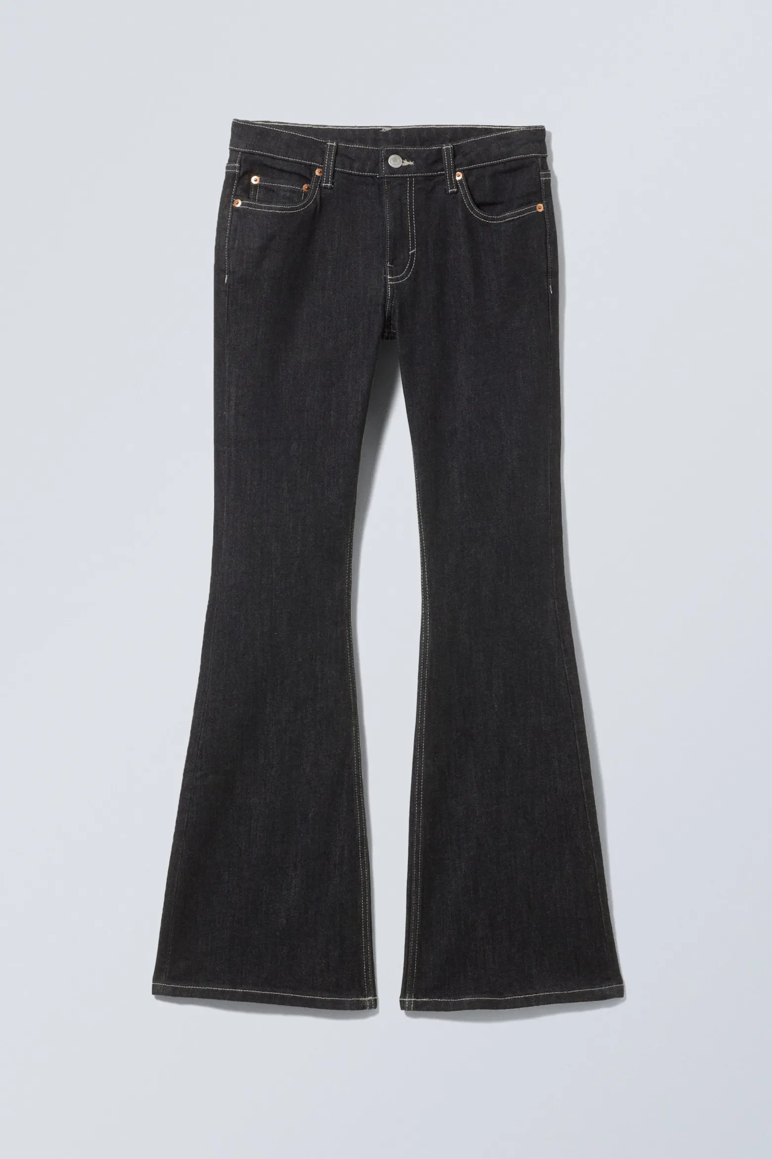 FLAME LOW WAIST SLIM FLARED LEG JEANS|Weekday Store
