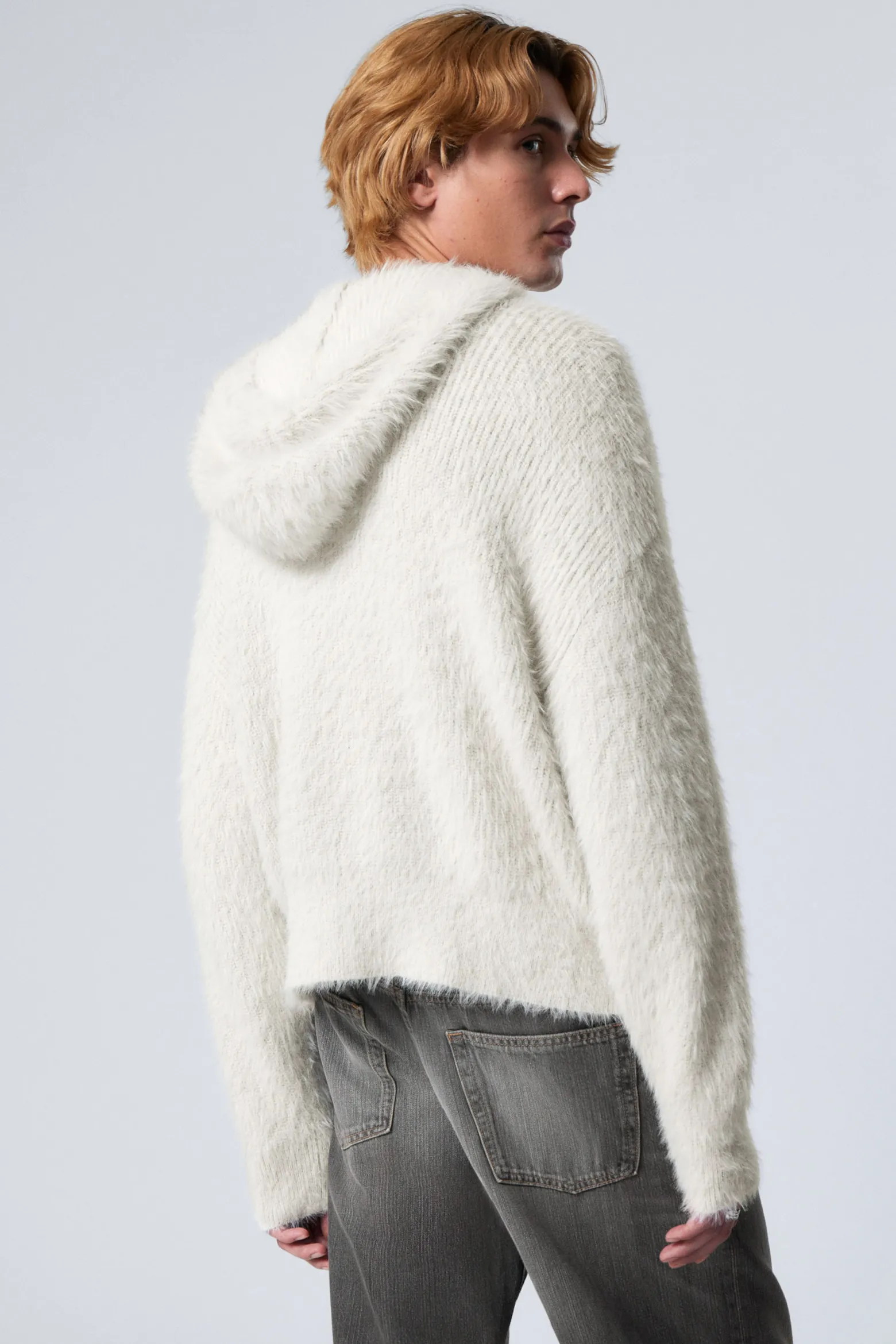 FLAUSCHIGER ZIP-HOODIE AUS STRICK IM BOXY-FIT|Weekday Store