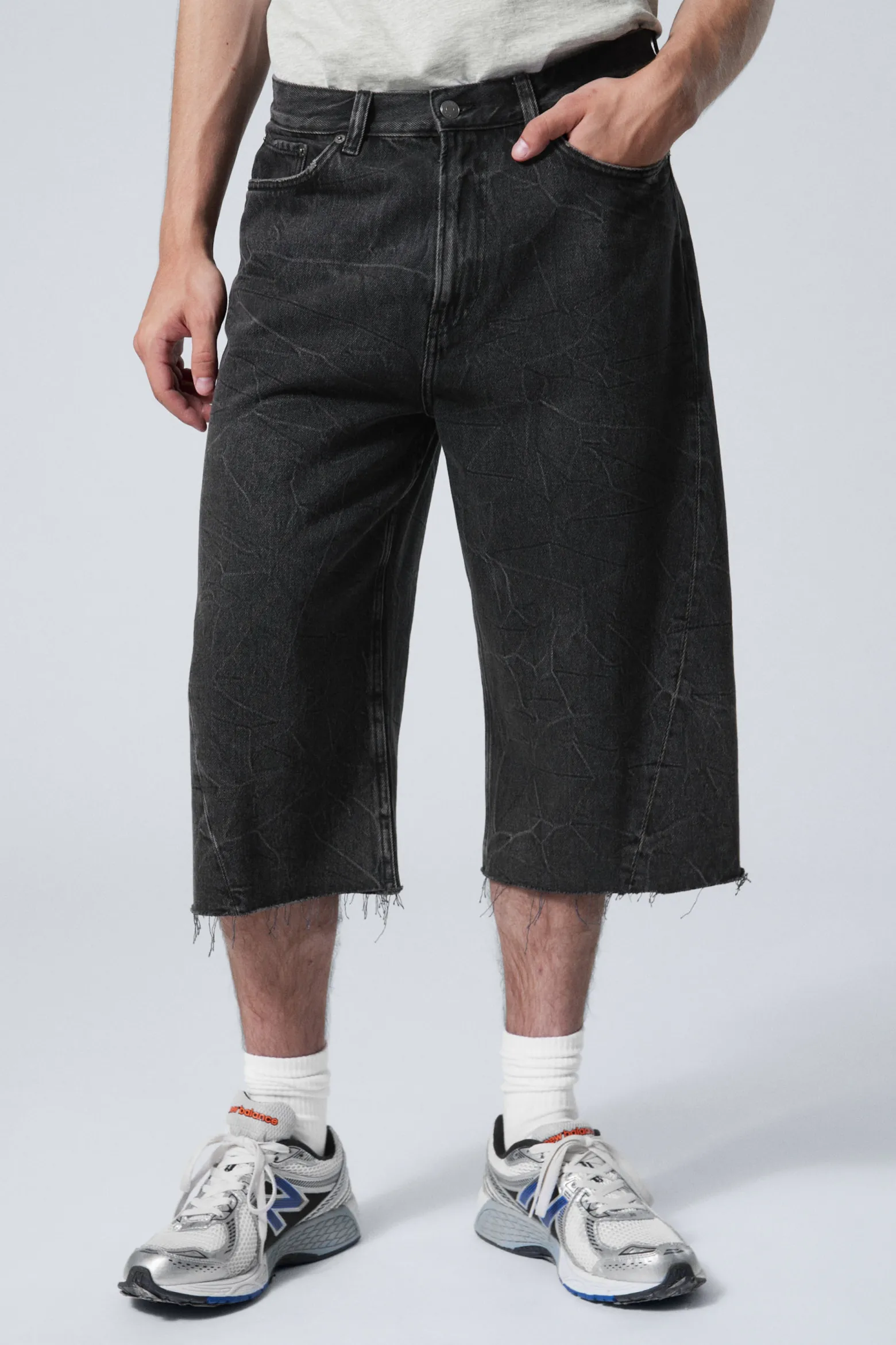 GALAXY – WEITE JEANSSHORTS MIT DREHNAHT|Weekday Best