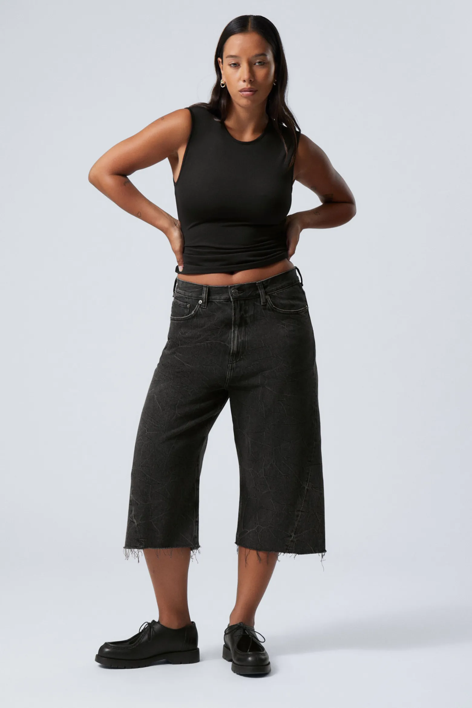 GALAXY – WEITE JEANSSHORTS MIT DREHNAHT|Weekday Best