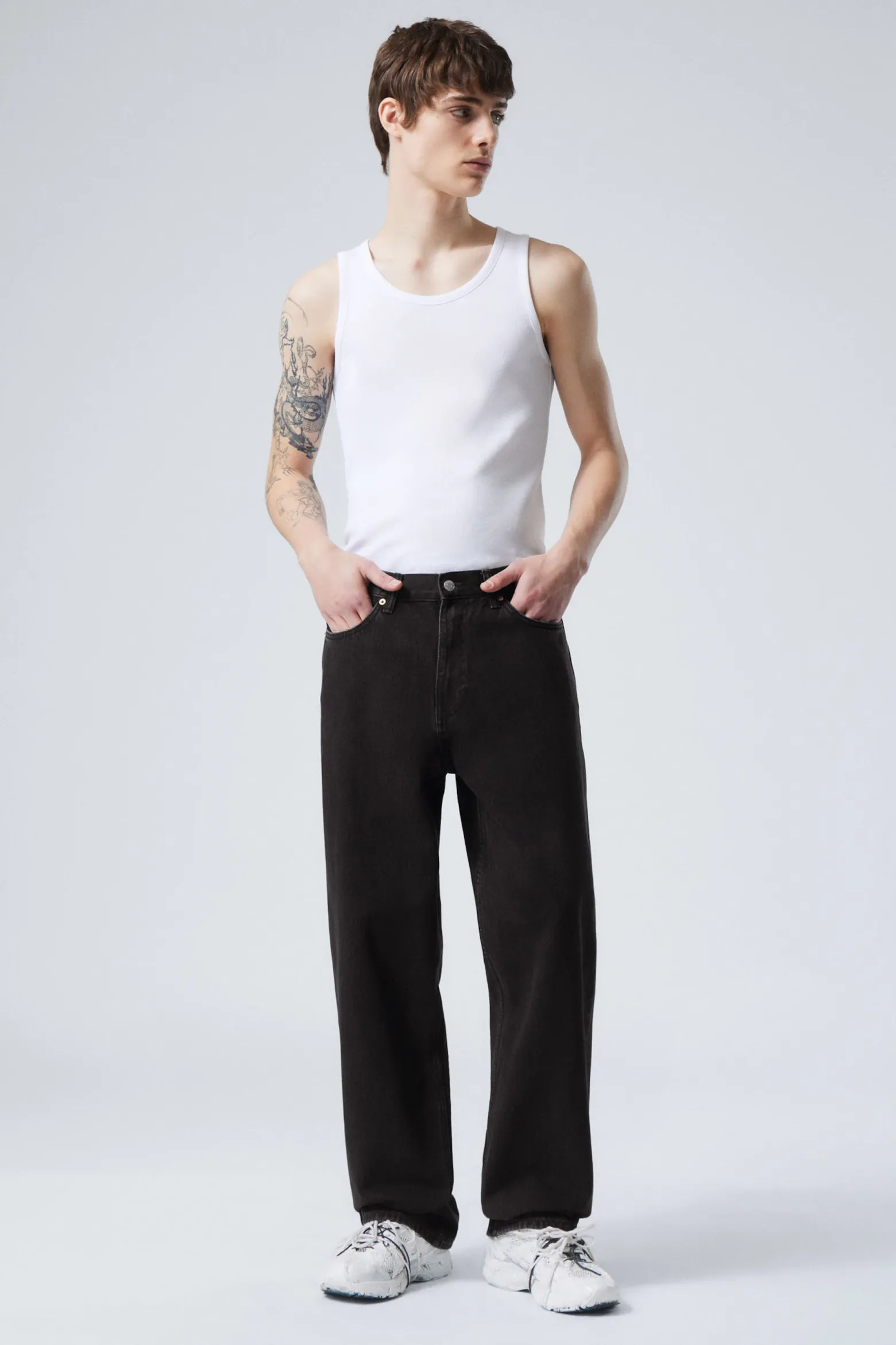 GALAXY LOOSE STRAIGHT LEG JEANS|Weekday Online
