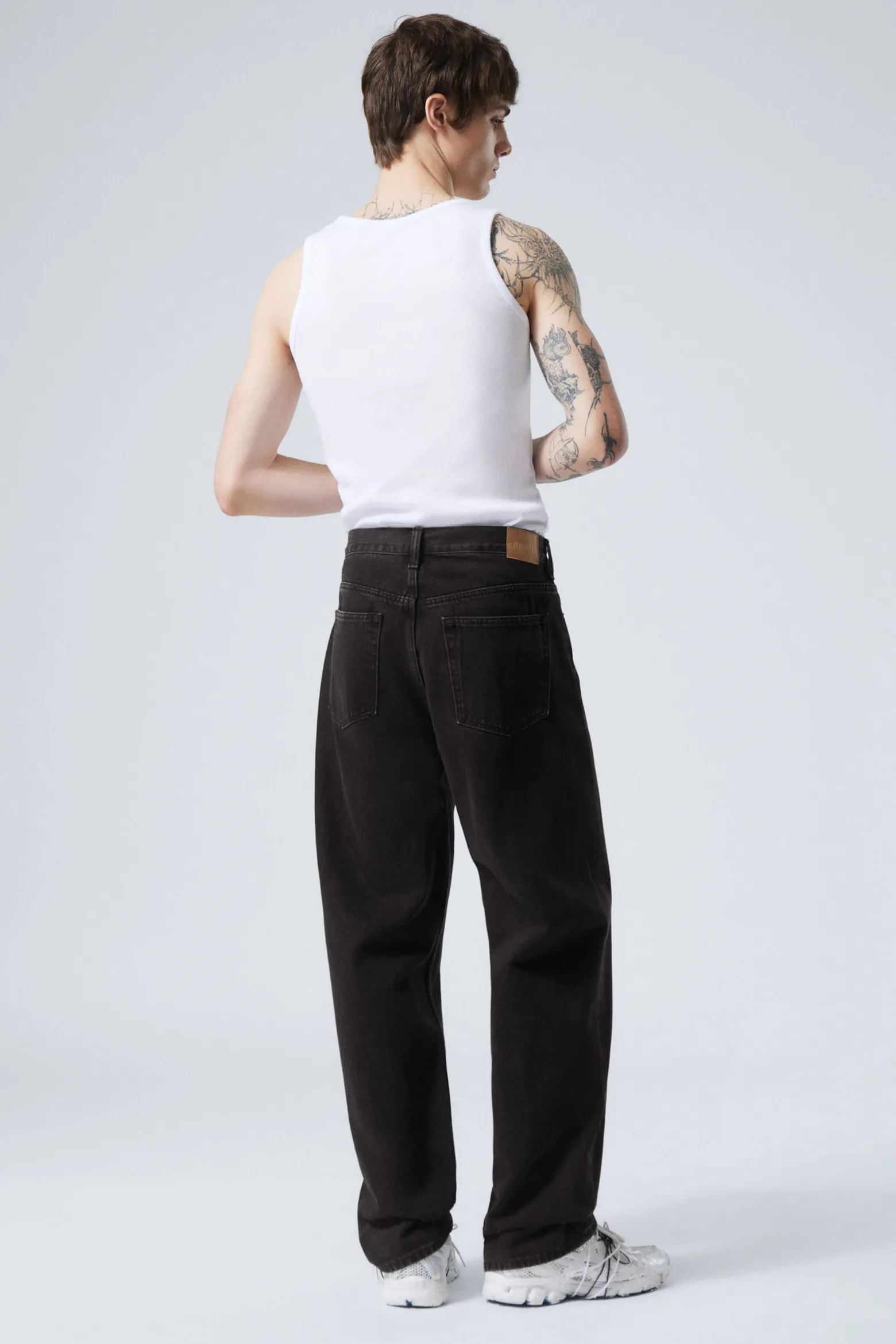 GALAXY LOOSE STRAIGHT LEG JEANS|Weekday Online