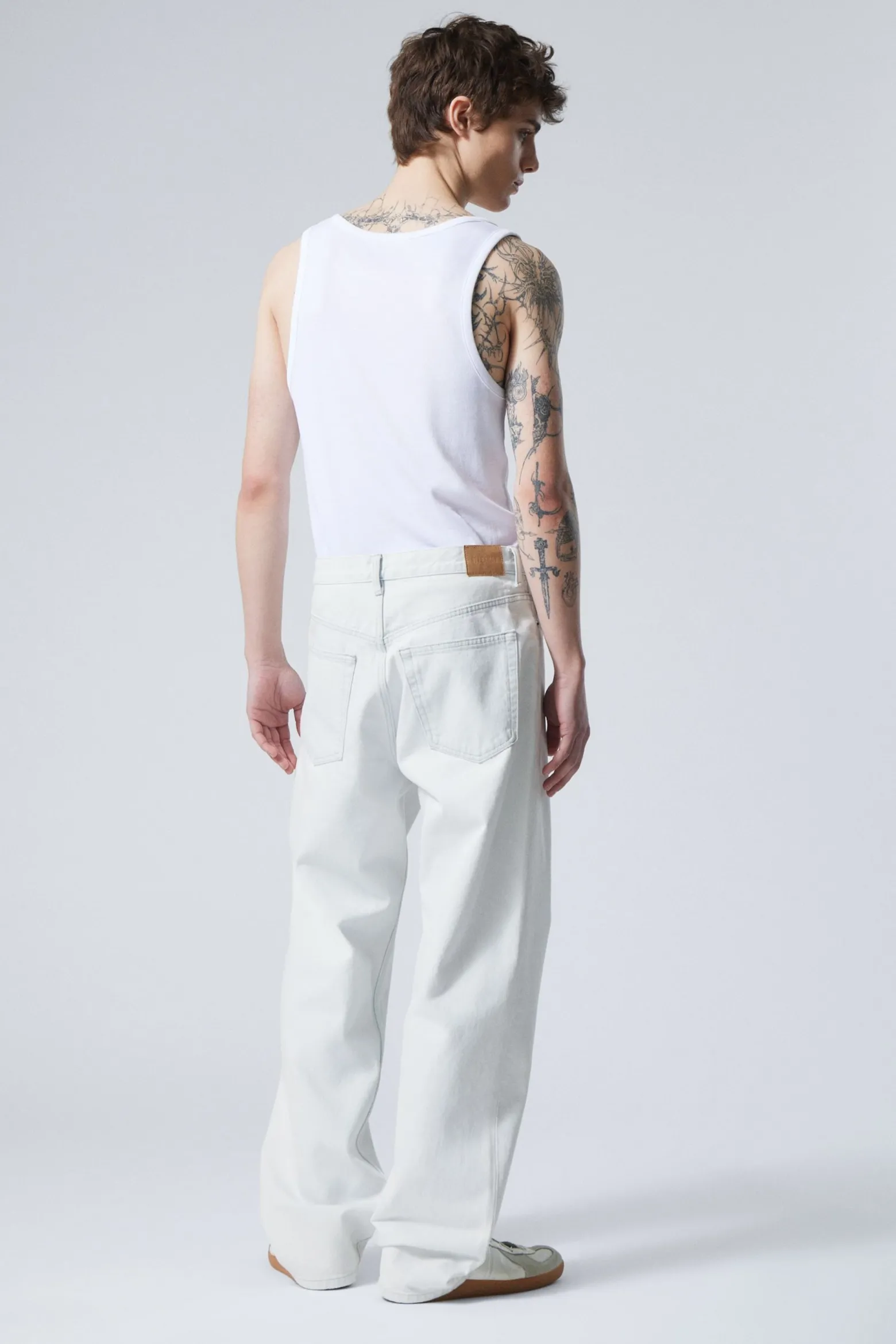 GALAXY LOOSE STRAIGHT LEG JEANS|Weekday Cheap