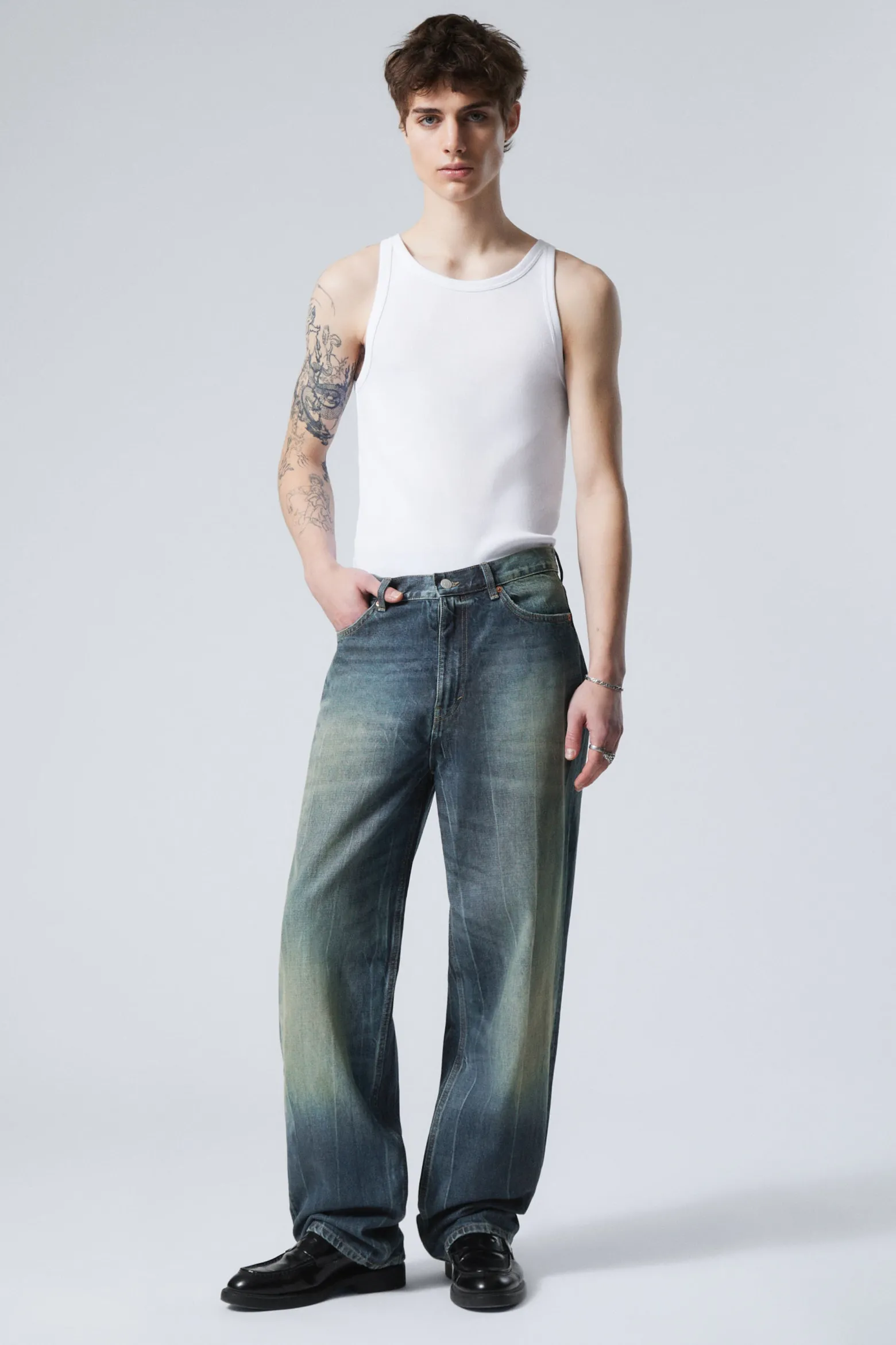 GALAXY LOOSE STRAIGHT LEG JEANS|Weekday New