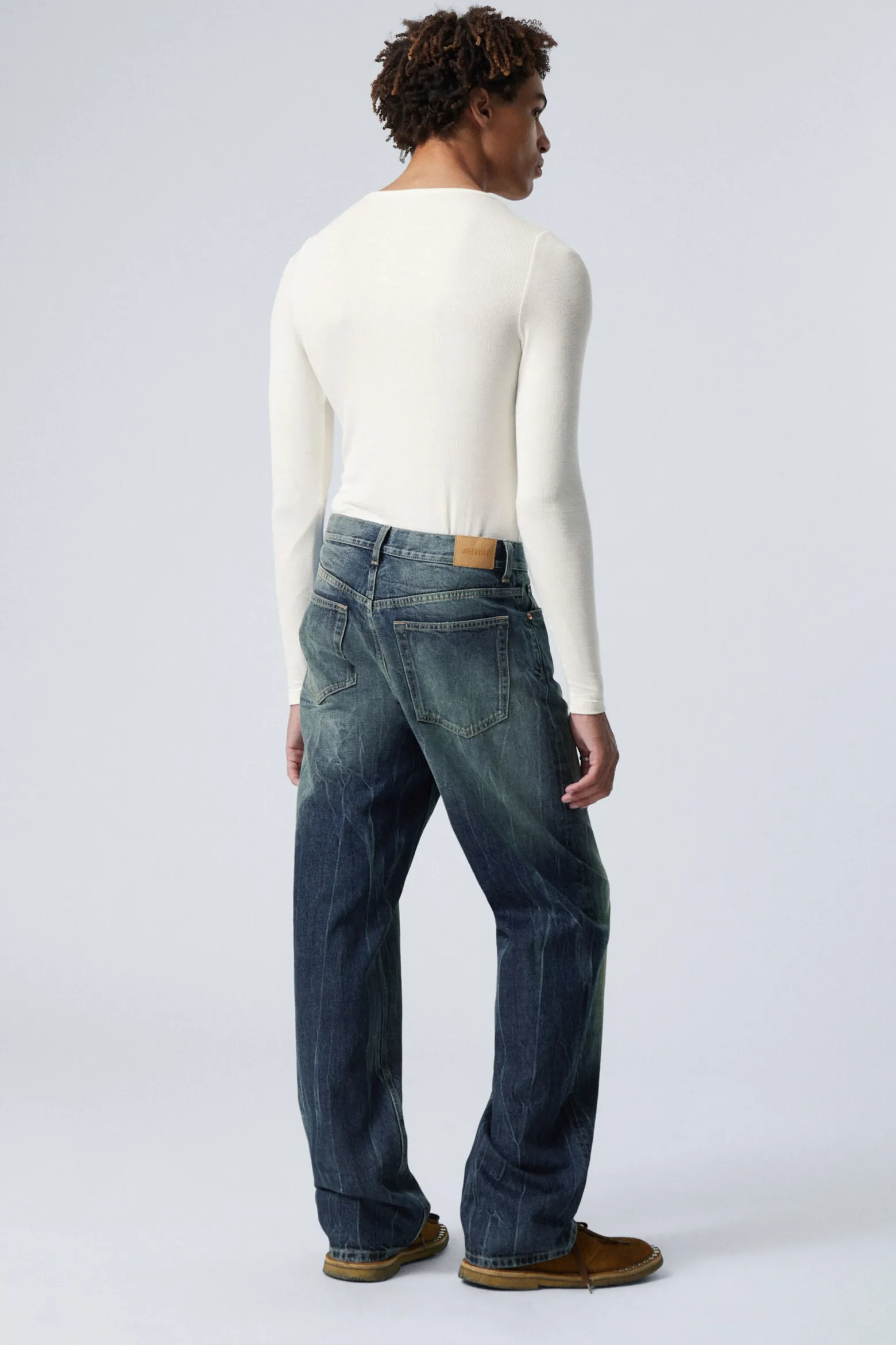GALAXY LOOSE STRAIGHT LEG JEANS|Weekday New