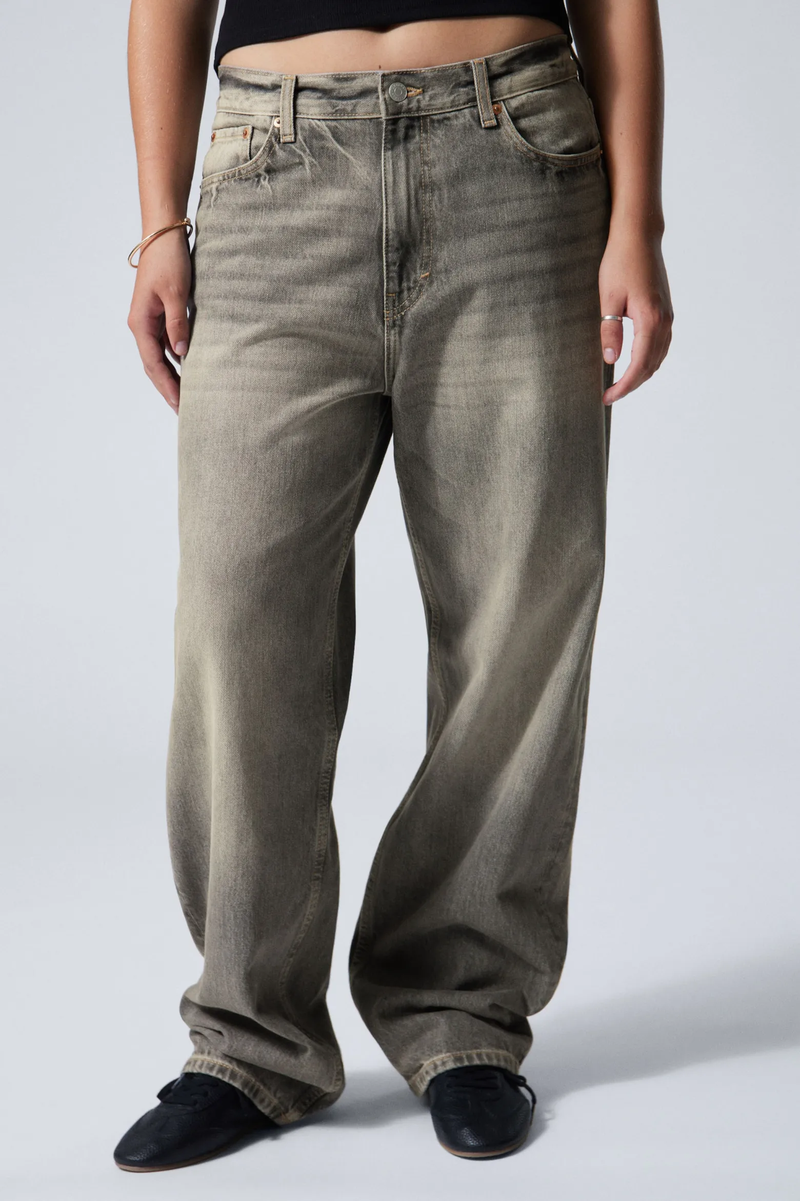 GALAXY LOOSE STRAIGHT LEG JEANS|Weekday Store