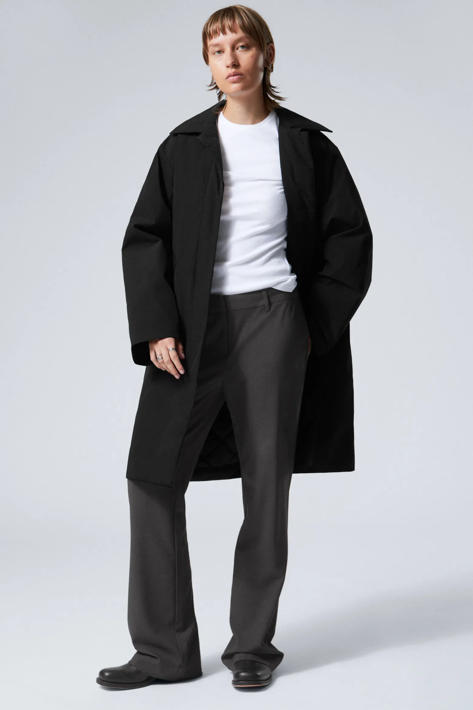 GEFÜTTERTER CAR COAT IN OVERSIZED-PASSFORM|Weekday New