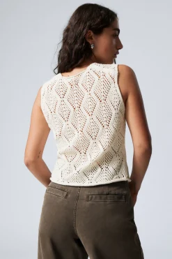 GEHÄKELTE STRICKWESTE MIT BINDEVERSCHLUSS|Weekday Discount