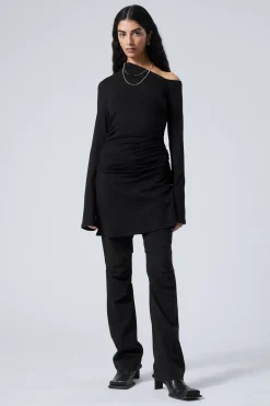 GERAFFTES MINIKLEID MIT LANGEN ÄRMELN|Weekday Flash Sale