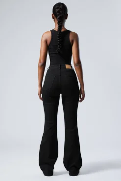 GLOW CURVE HIGH WAISTED REGULAR FLARED LEG JEANS|Weekday Best Sale