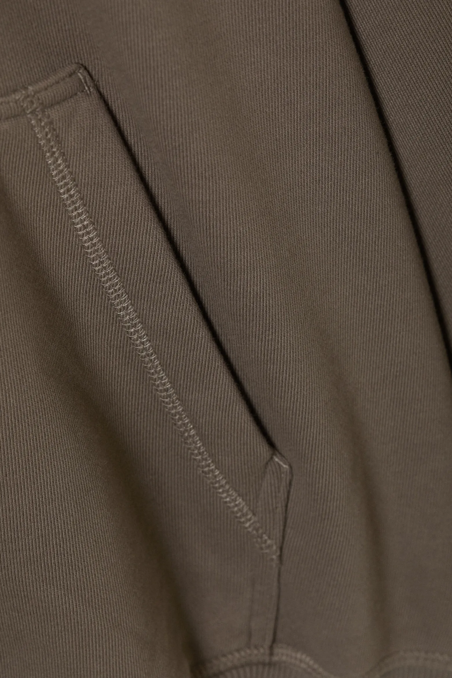 HEAVYWEIGHT-HOODIE MIT LOCKERER PASSFORM|Weekday Discount