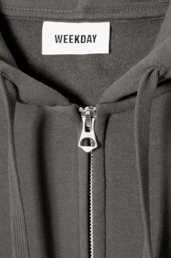 KASTIGER, MITTELSCHWERER HOODIE MIT REISSVERSCHLUSS|Weekday Cheap