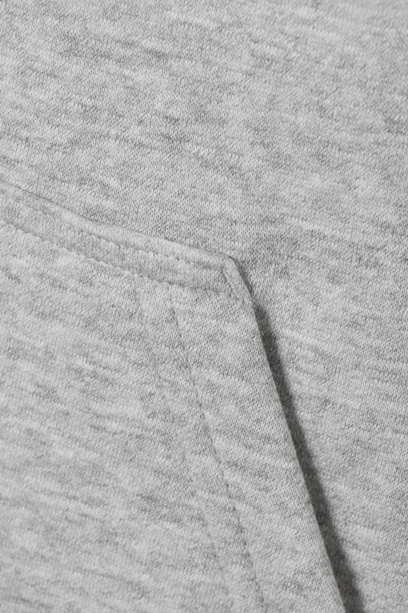 KASTIGER, MITTELSCHWERER HOODIE MIT REISSVERSCHLUSS|Weekday Hot