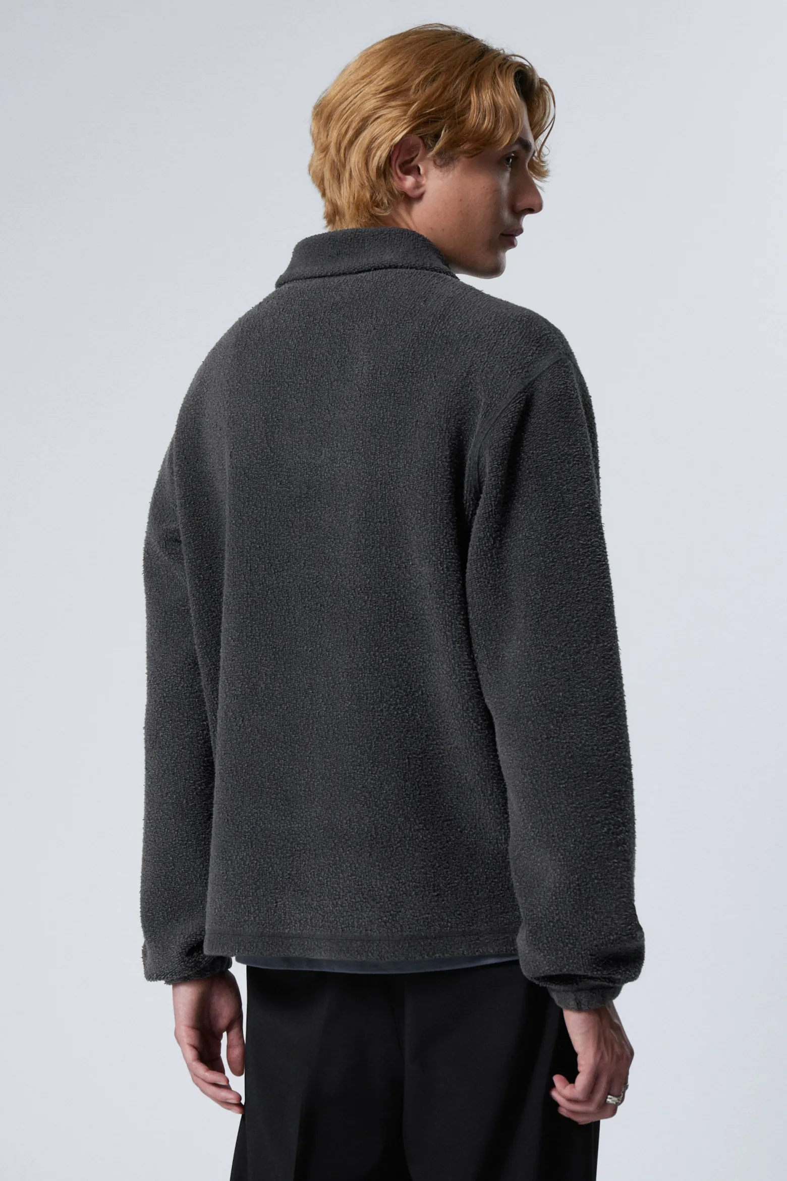 KASTIGES HALBZIP-SWEATSHIRT AUS FLEECE|Weekday Fashion