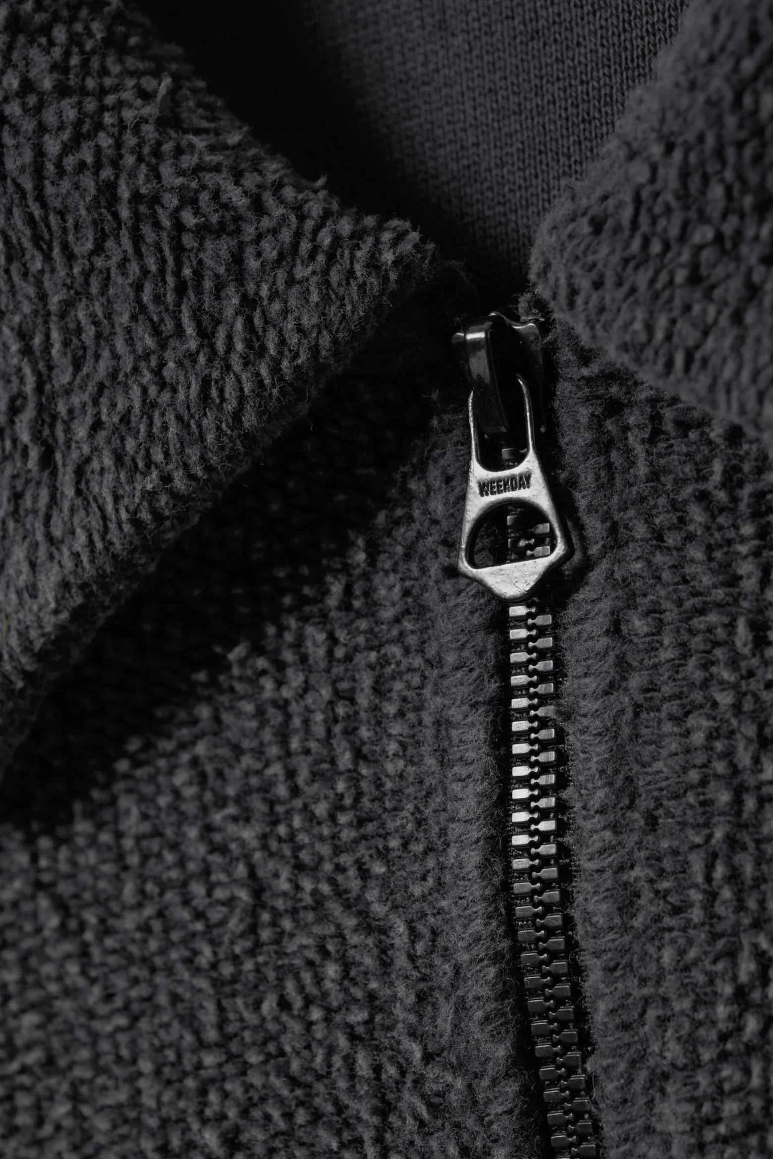 KASTIGES HALBZIP-SWEATSHIRT AUS FLEECE|Weekday Fashion
