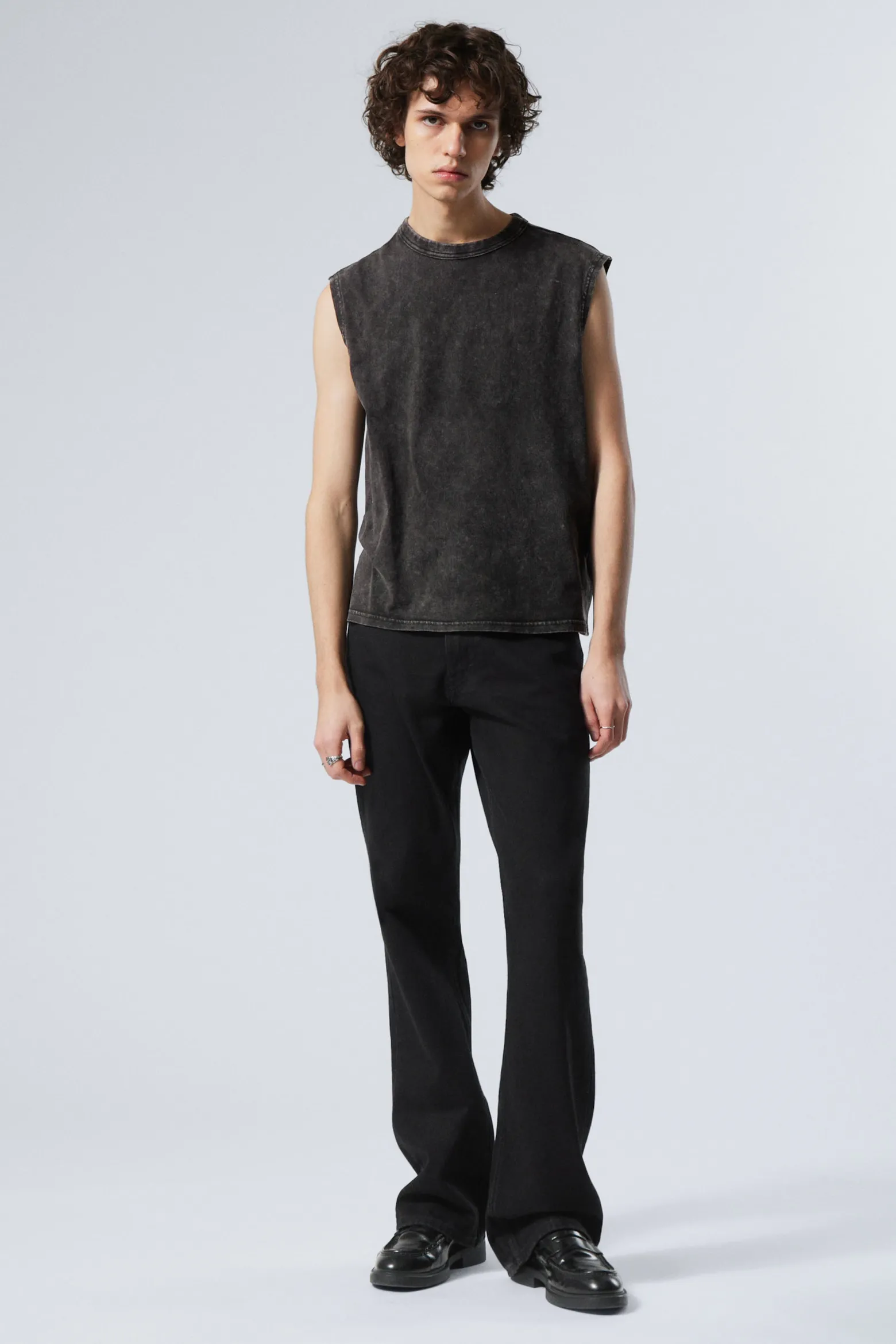 KASTIGES TANKTOP IN WASHED-OPTIK|Weekday Flash Sale