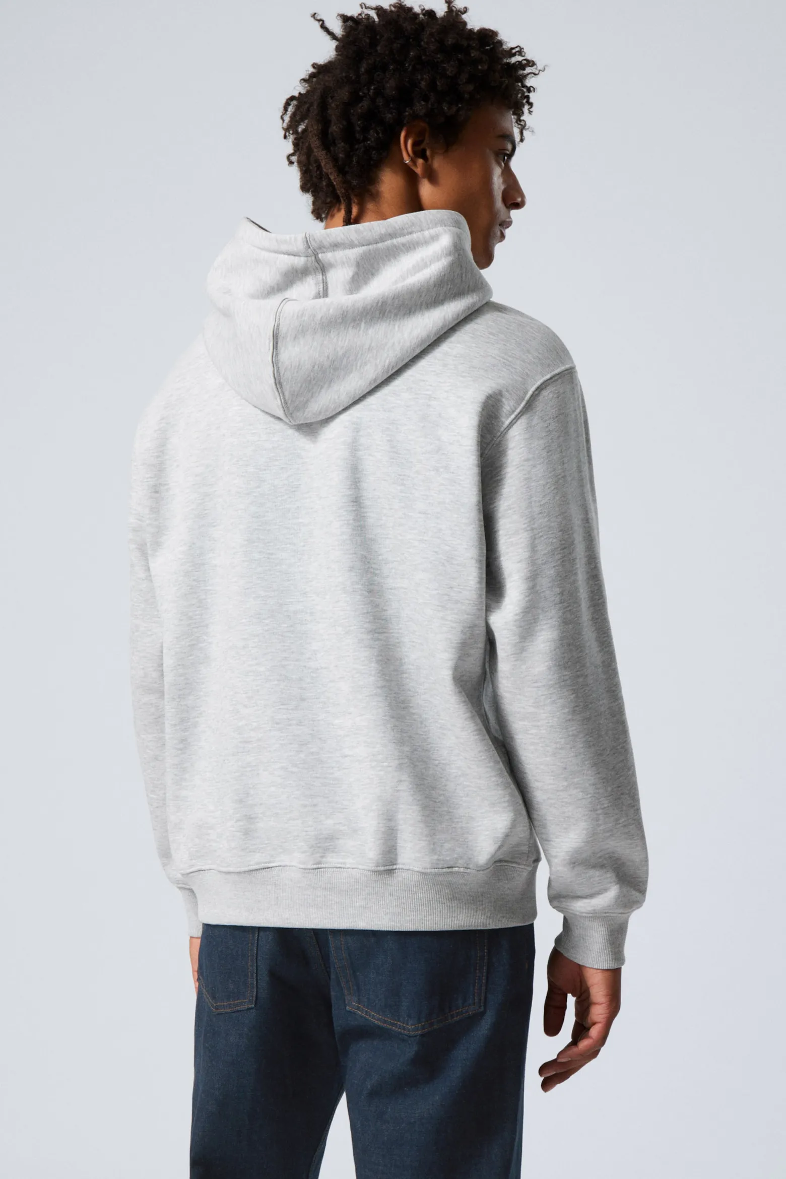 KLASSISCHER, MITTELSCHWERER HOODIE|Weekday Online