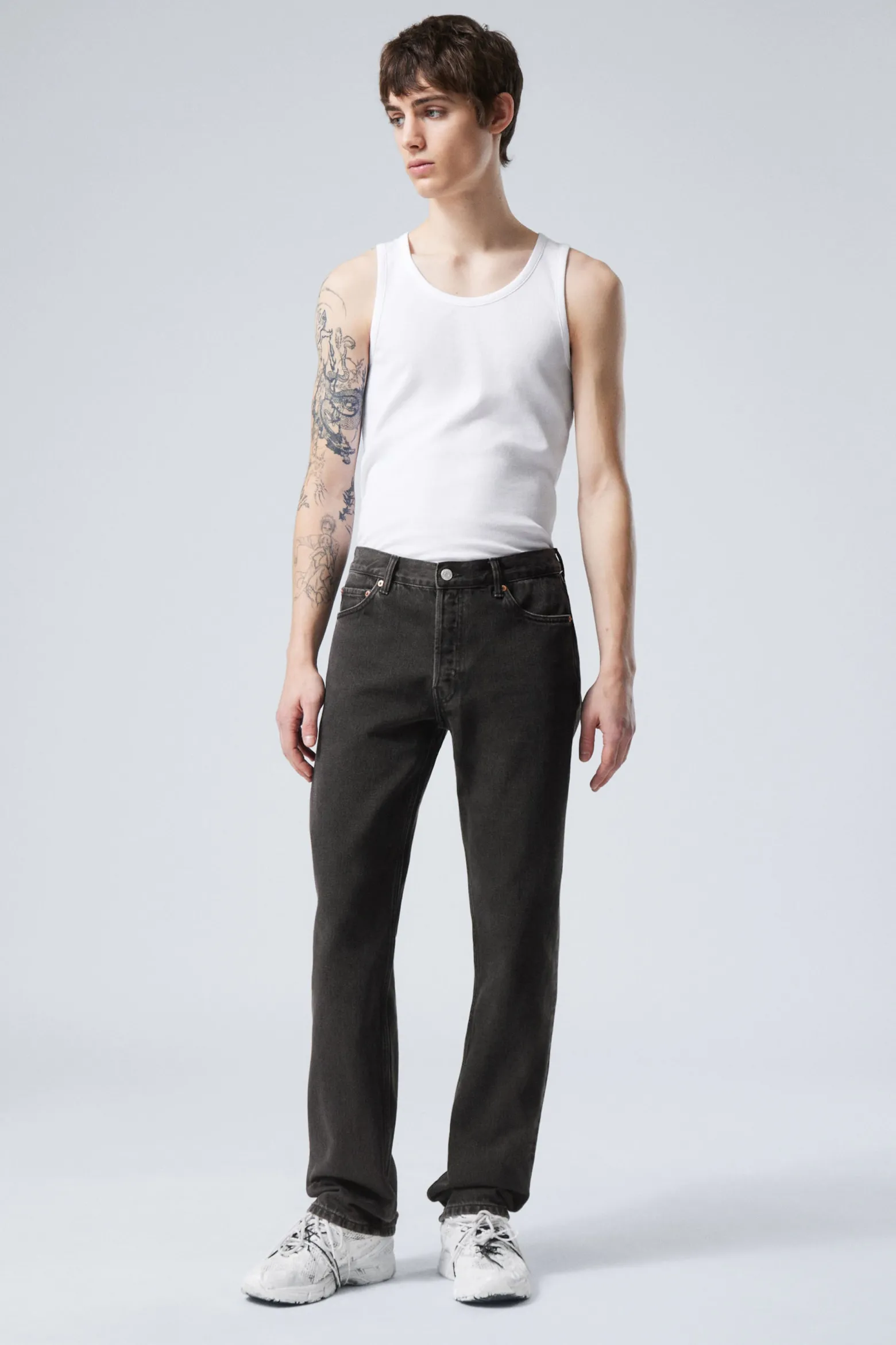 KLEAN REGULAR STRAIGHT LEG JEANS|Weekday Cheap