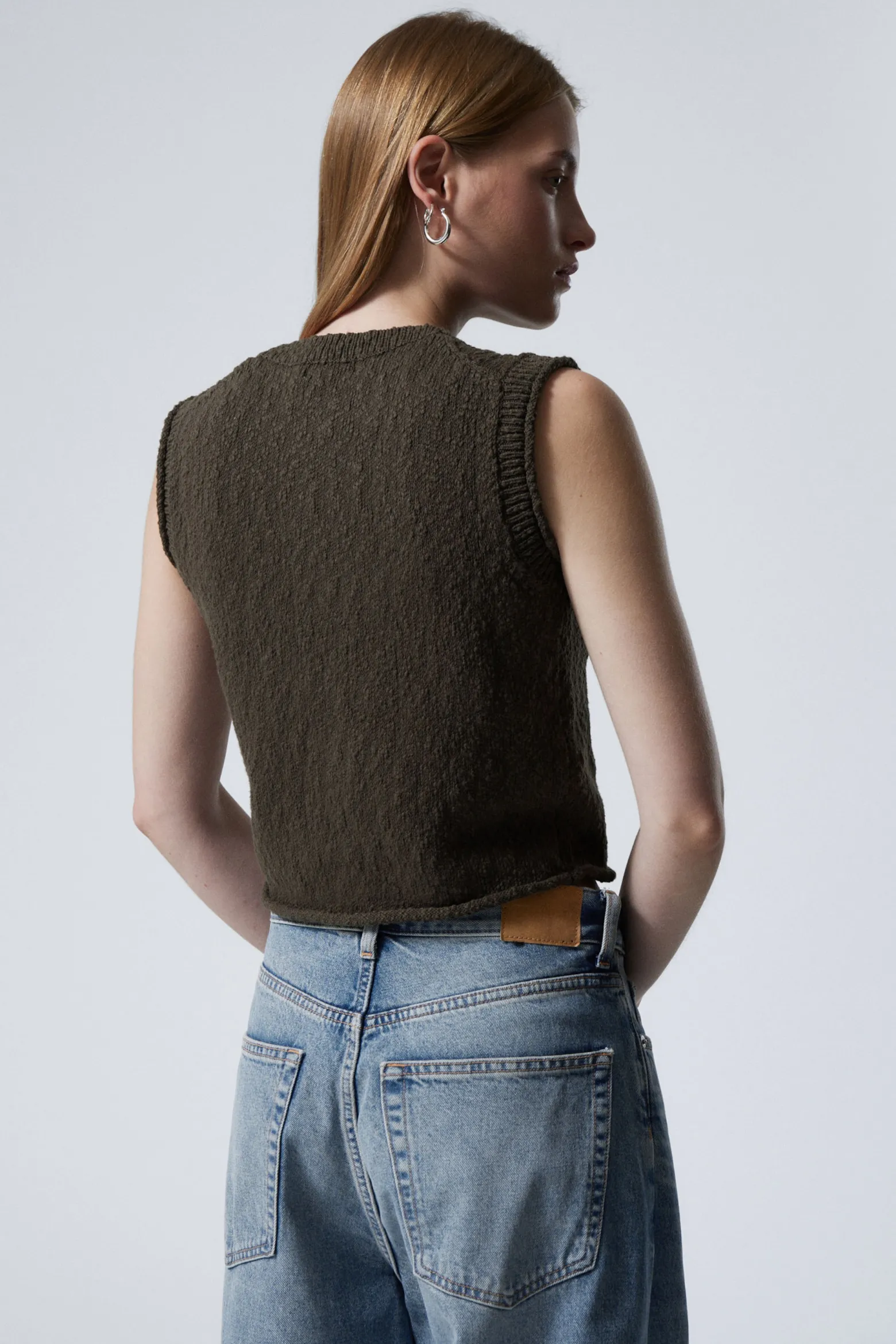 KNITTED SINGLEBREASTED VEST|Weekday Best