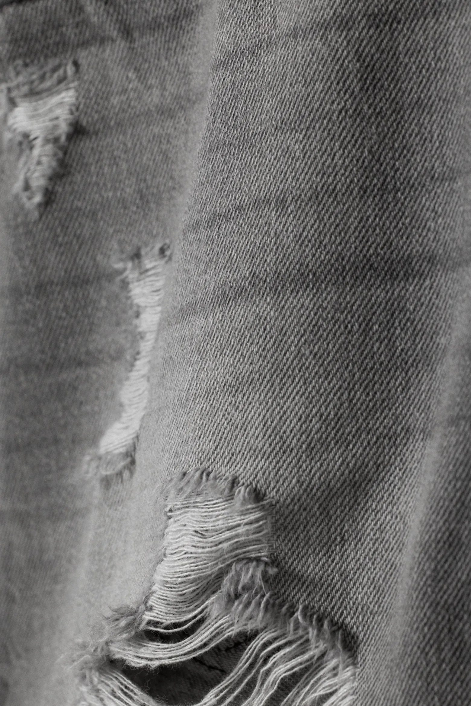 KURZE JEANSSHORTS IM USED-LOOK|Weekday Discount