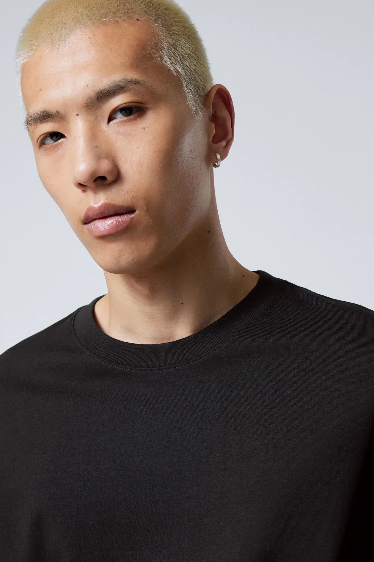 KURZES, SCHWERES BOXY-T-SHIRT|Weekday Shop